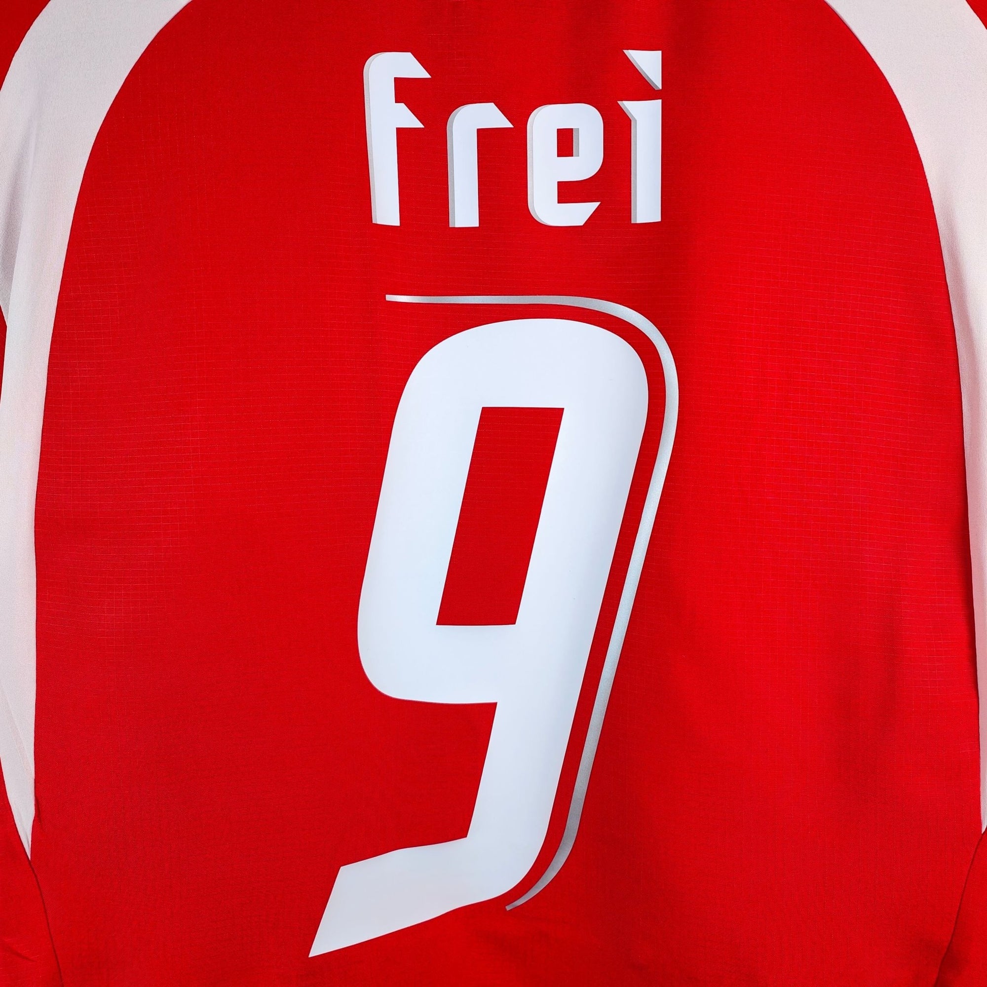 2006 - 08 Switzerland Home Shirt Frei 9 - 9/10 - (S) - Eternal Pitch
