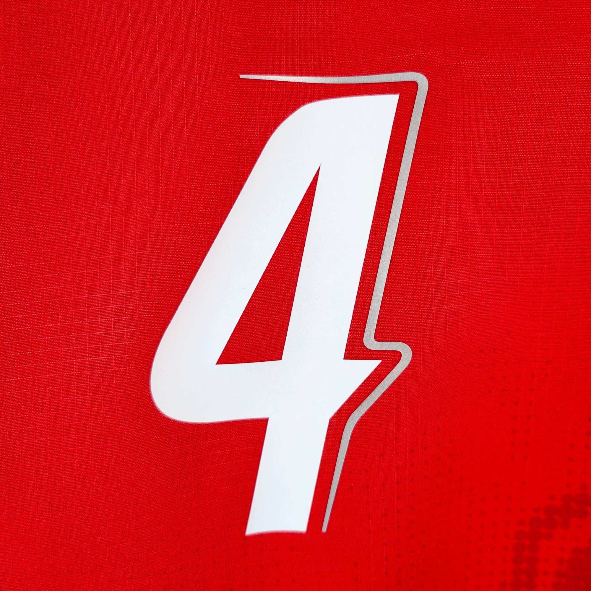 2006 - 08 Switzerland Home Shirt Senderos 4 - 9.5/10 - (M) - Eternal Pitch