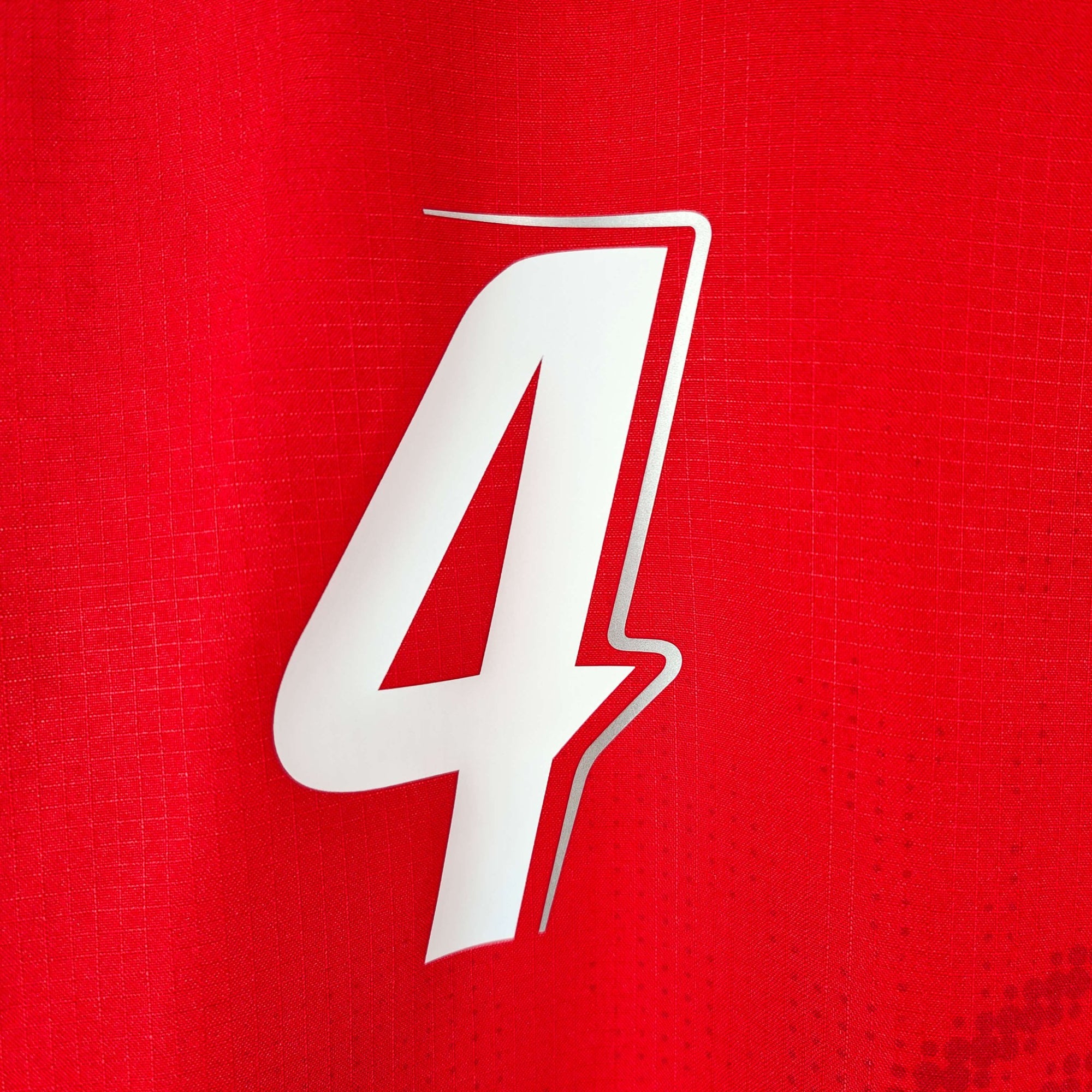 2006 - 08 Switzerland Home Shirt Senderos 4 - 9.5/10 - (S) - Eternal Pitch
