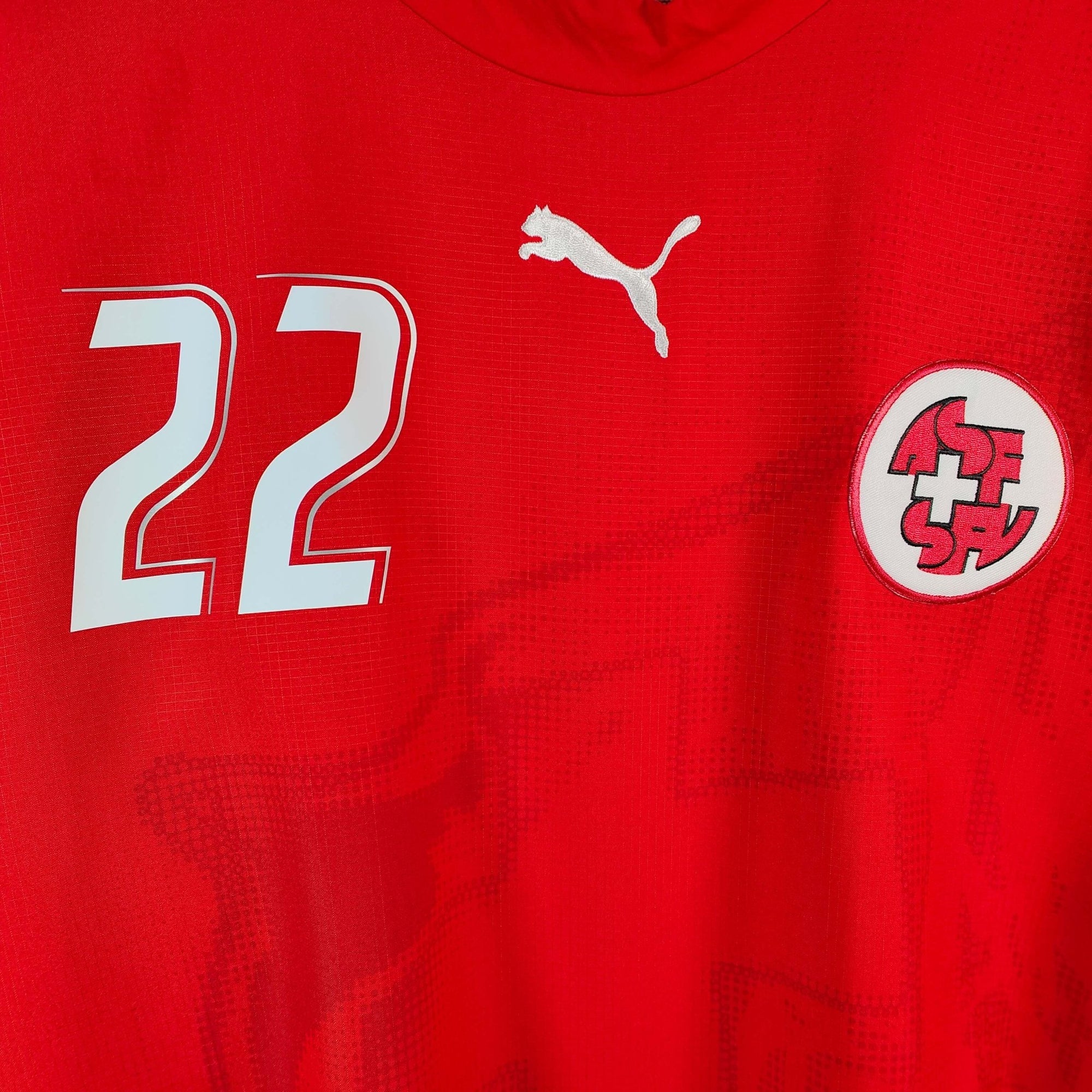2006 - 08 Switzerland Home Shirt Yakin 22 - 9/10 - (L) - Eternal Pitch