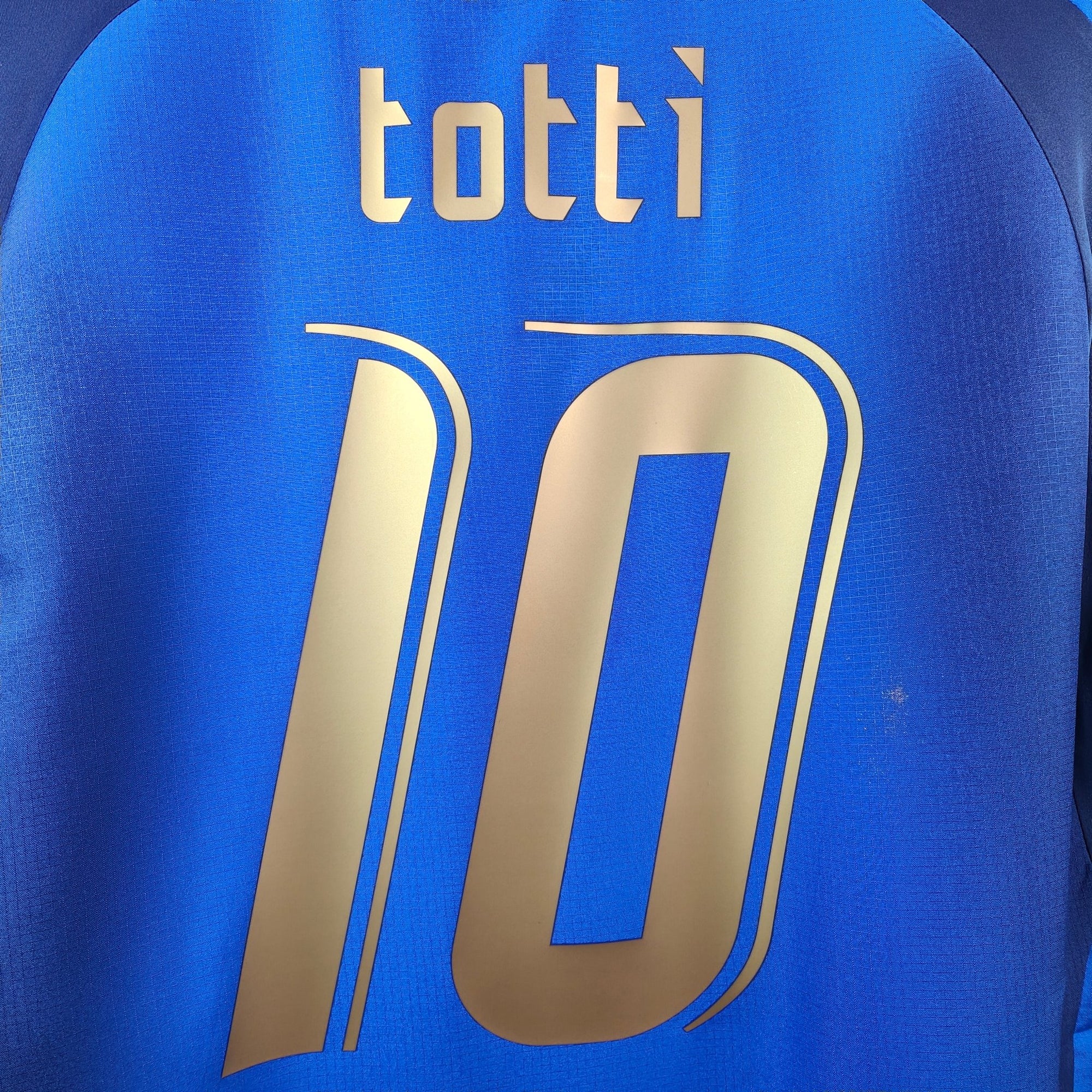 2006 Italy Home Shirt Totti 10 - 7.5/10 - (L) - Eternal Pitch