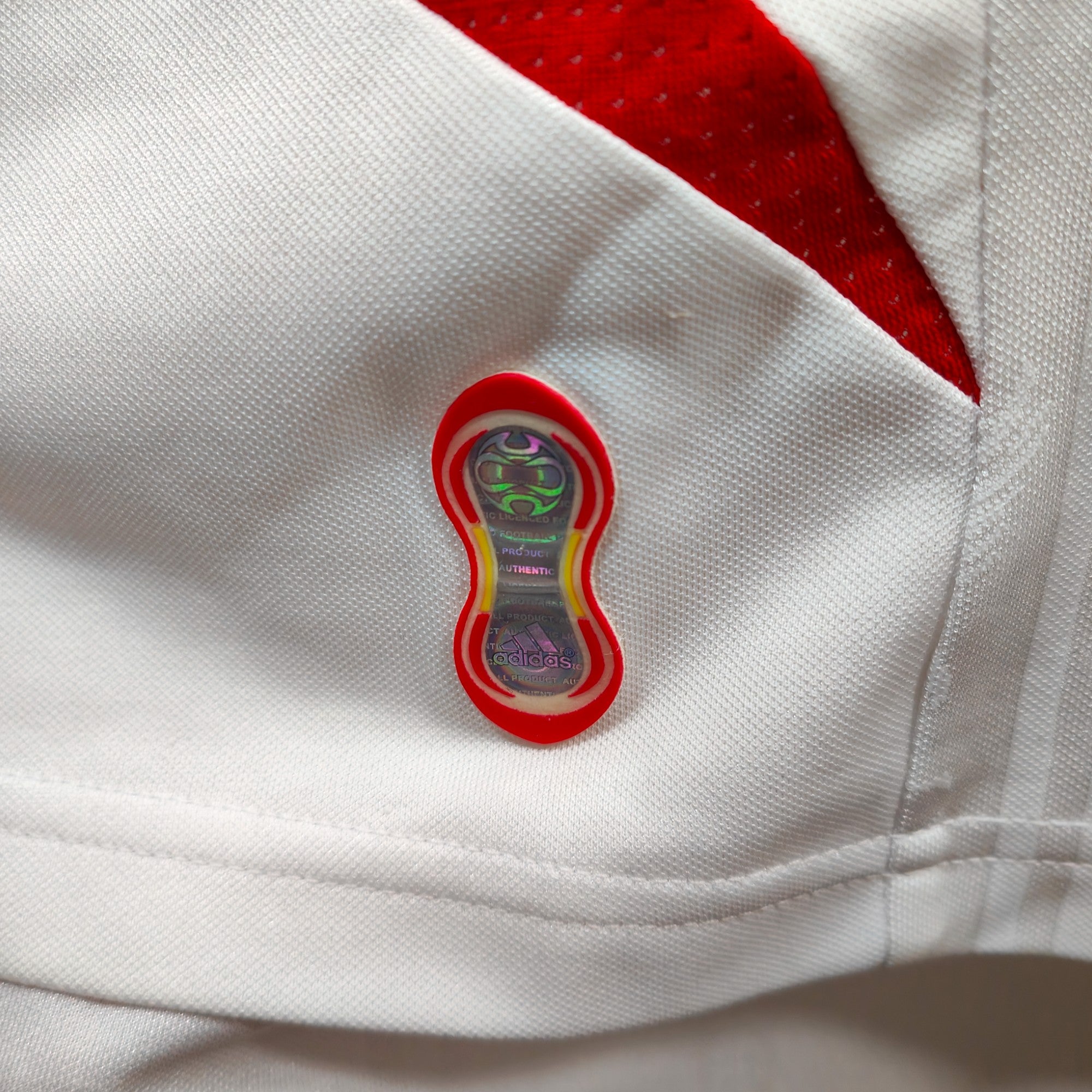 2007 - 08 Liverpool Away Shirt Torres 9 (L) - Eternal Pitch