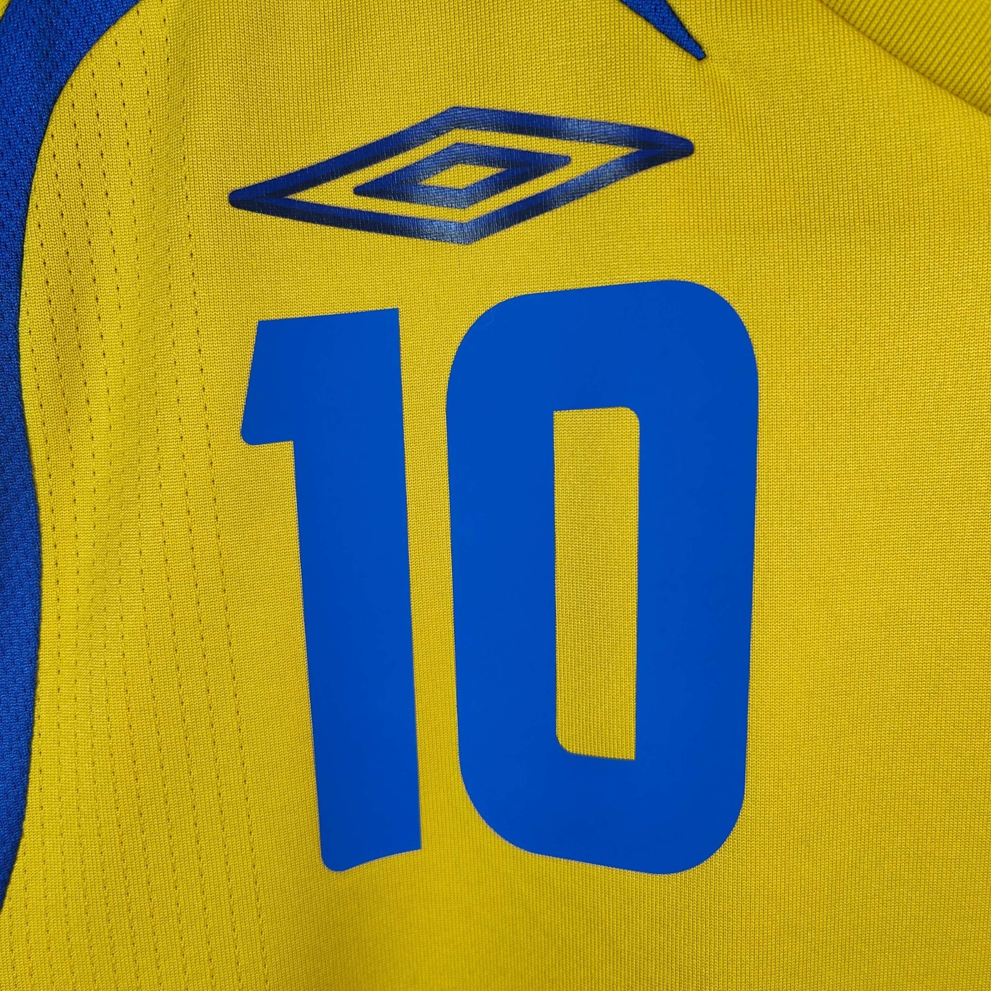 2007 - 09 Sweden Home Shirt Ibrahimovic 10 - 9/10 - (M) - Eternal Pitch