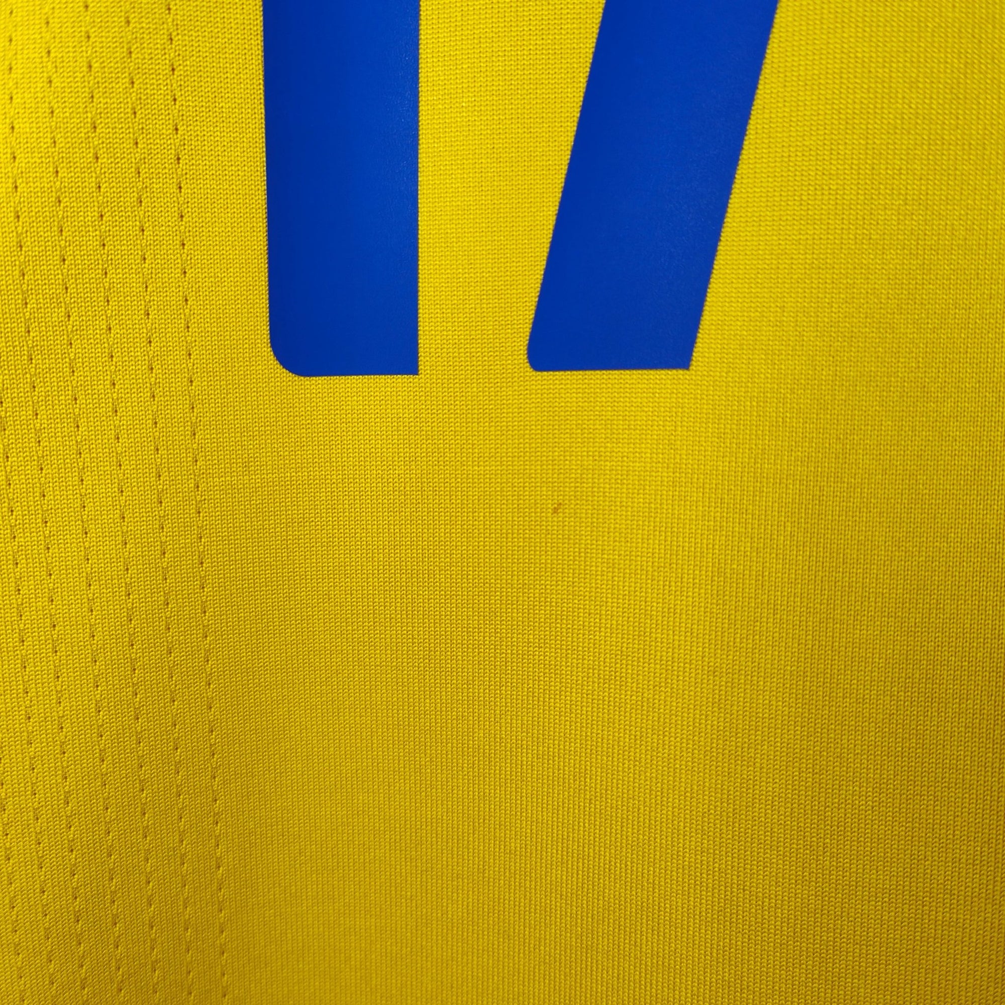 2007 - 09 Sweden Home Shirt Larsson 17 (L) - Eternal Pitch