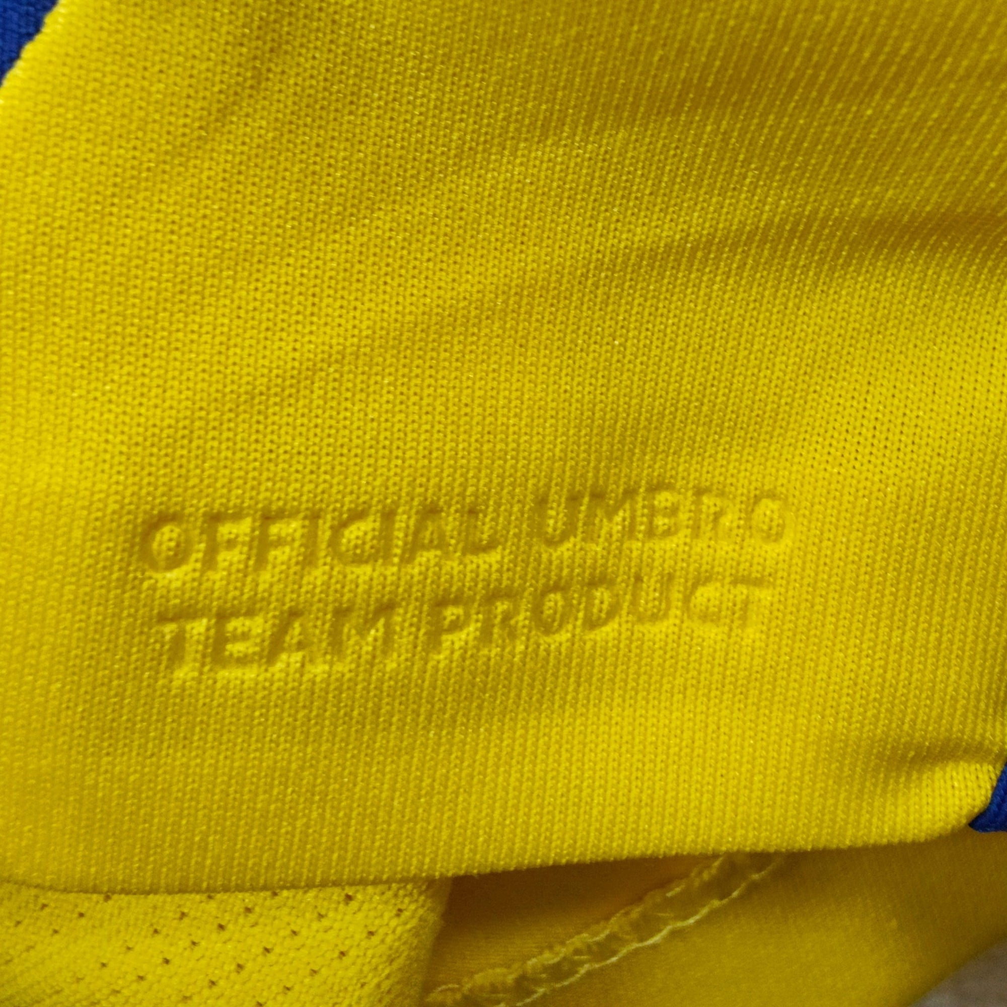 2007 - 09 Sweden Home Shirt Larsson 17 (L) - Eternal Pitch