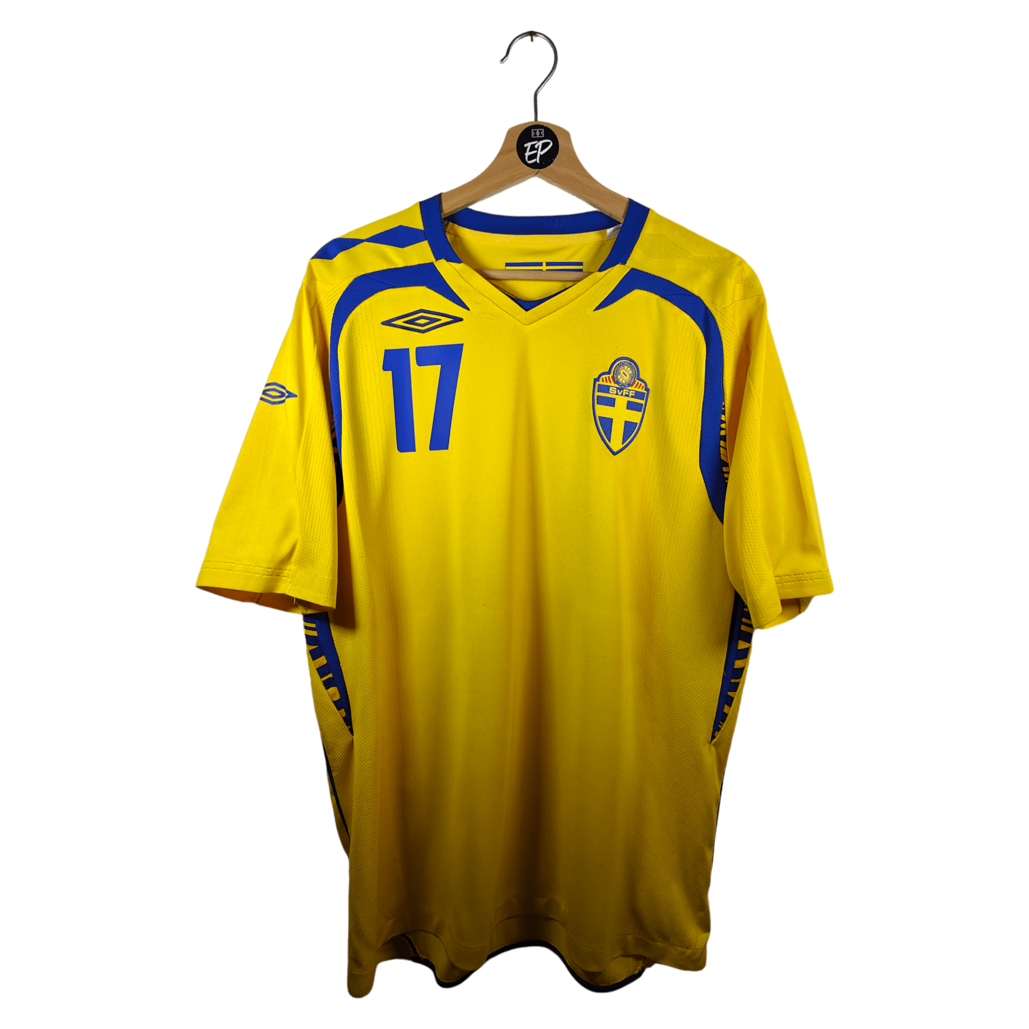 2007 - 09 Sweden Home Shirt Larsson 17 (L) - Eternal Pitch