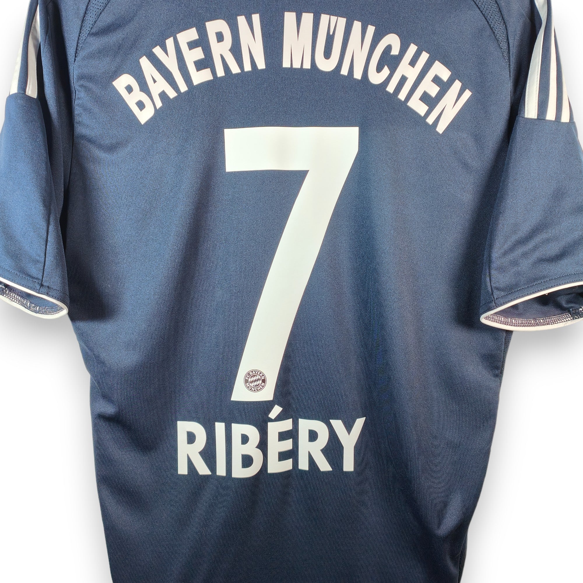 2008 - 09 Bayern Munich Away Shirt Ribery 7 (M) - Eternal Pitch