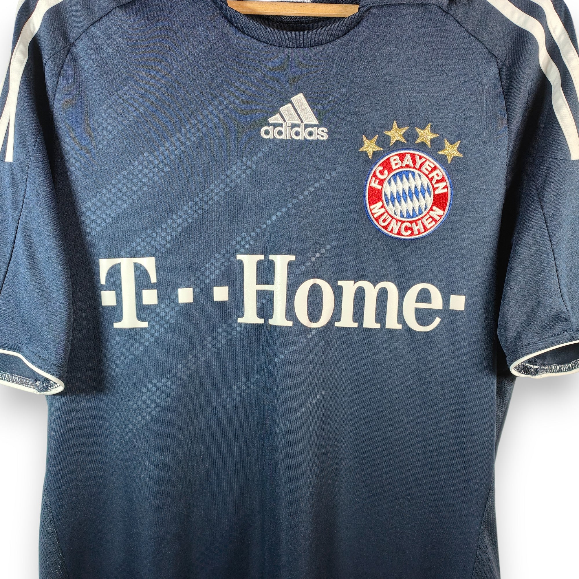 2008 - 09 Bayern Munich Away Shirt Ribery 7 (M) - Eternal Pitch