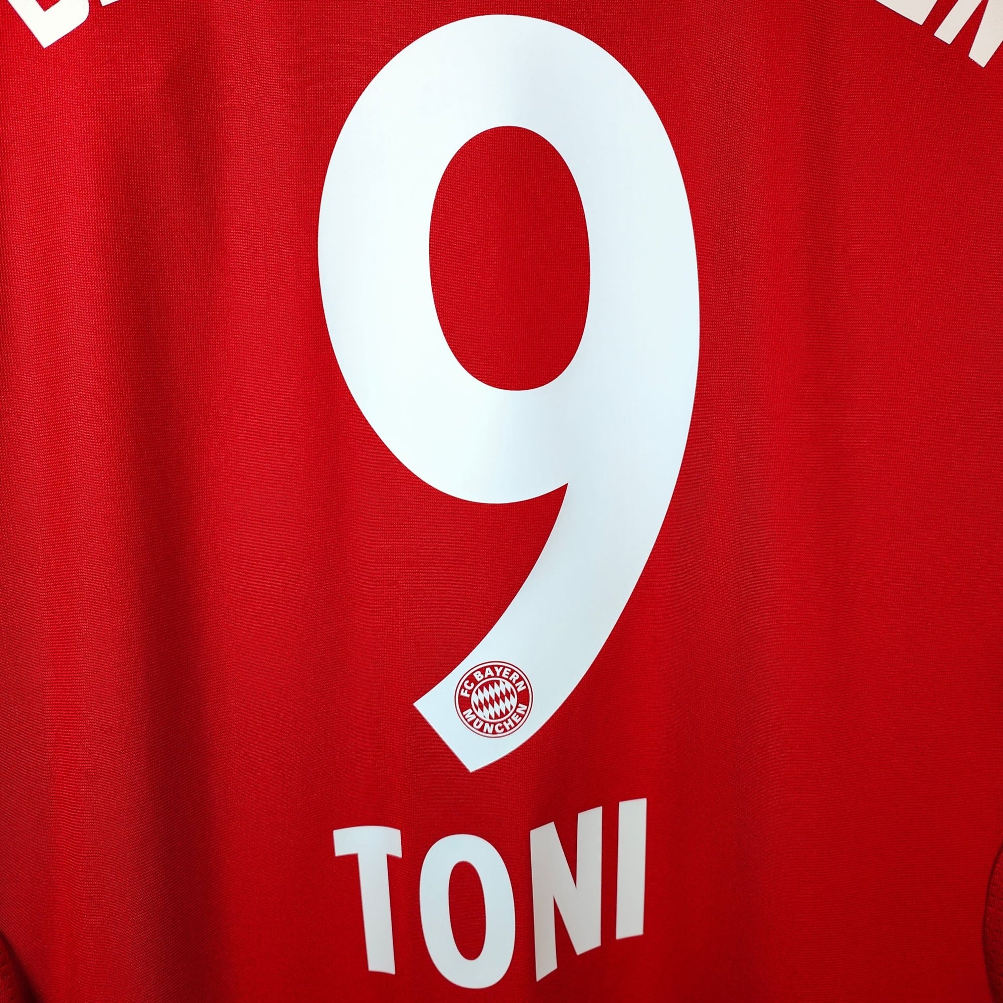2008 - 09 Bayern Munich Home Shirt Toni 9 - 9.5/10 - (M) - Eternal Pitch