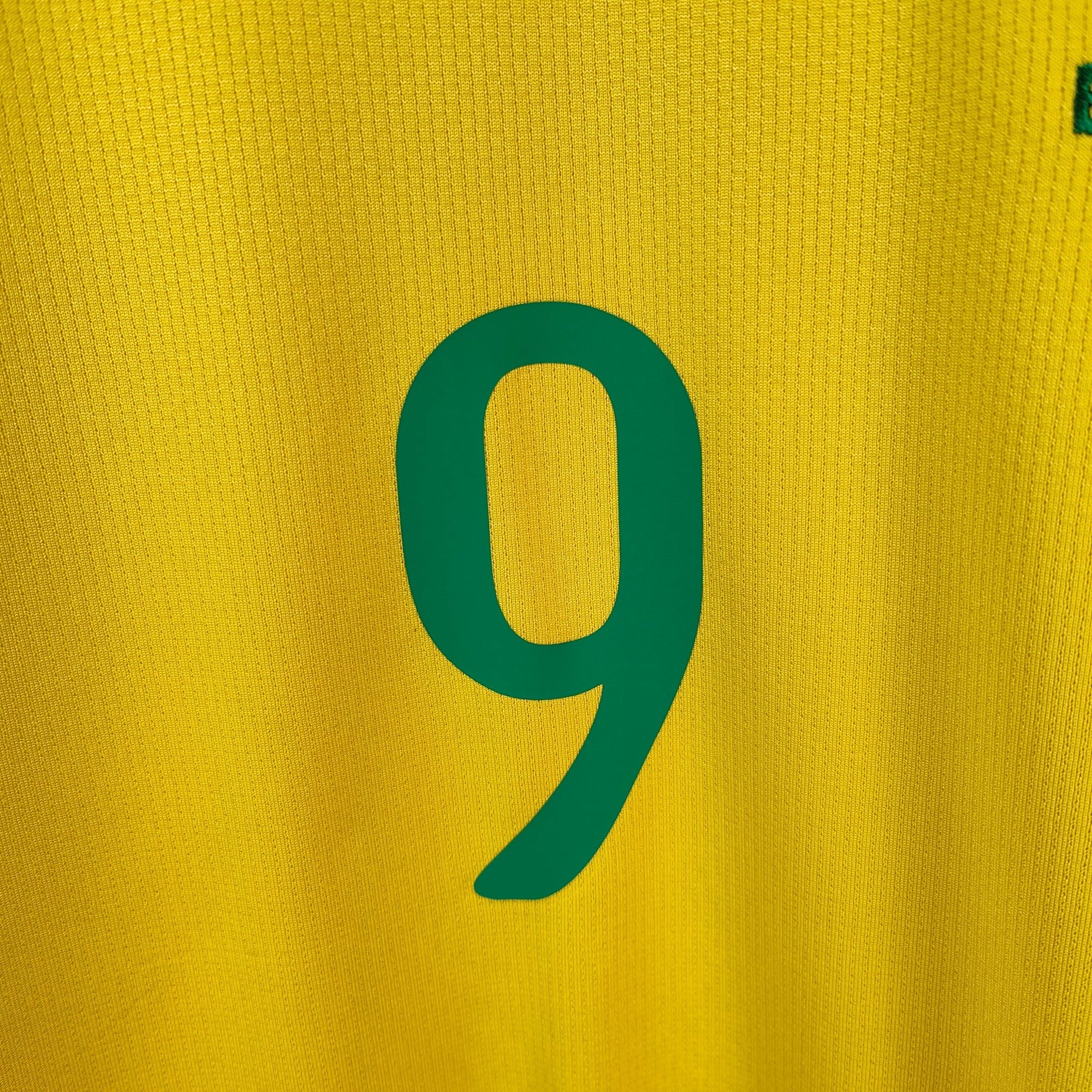 2008 - 10 Brazil Home Shirt Adriano 9 - 8/10 - (L) - Eternal Pitch