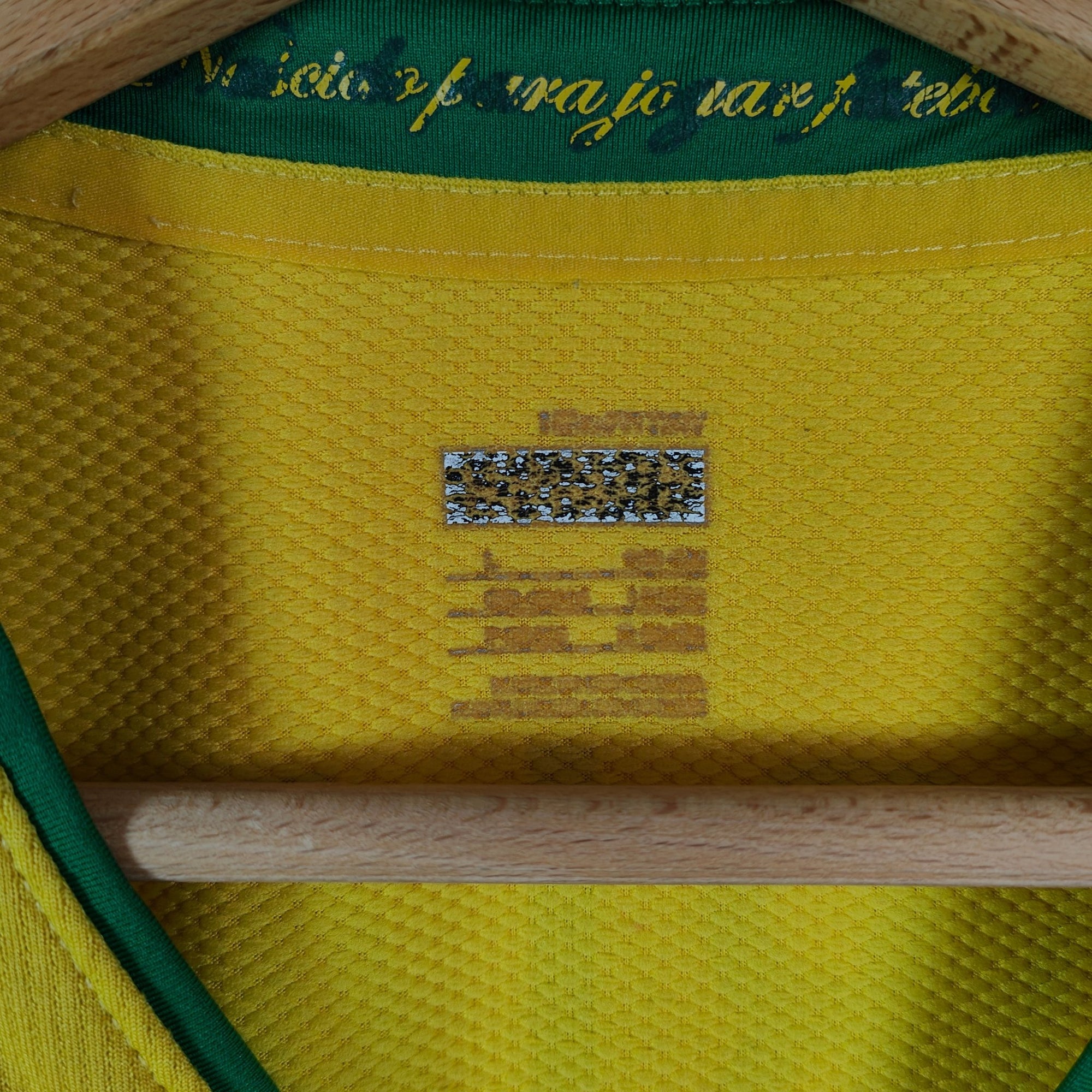 2008 - 10 Brazil Home Shirt Adriano 9 - 8/10 - (L) - Eternal Pitch