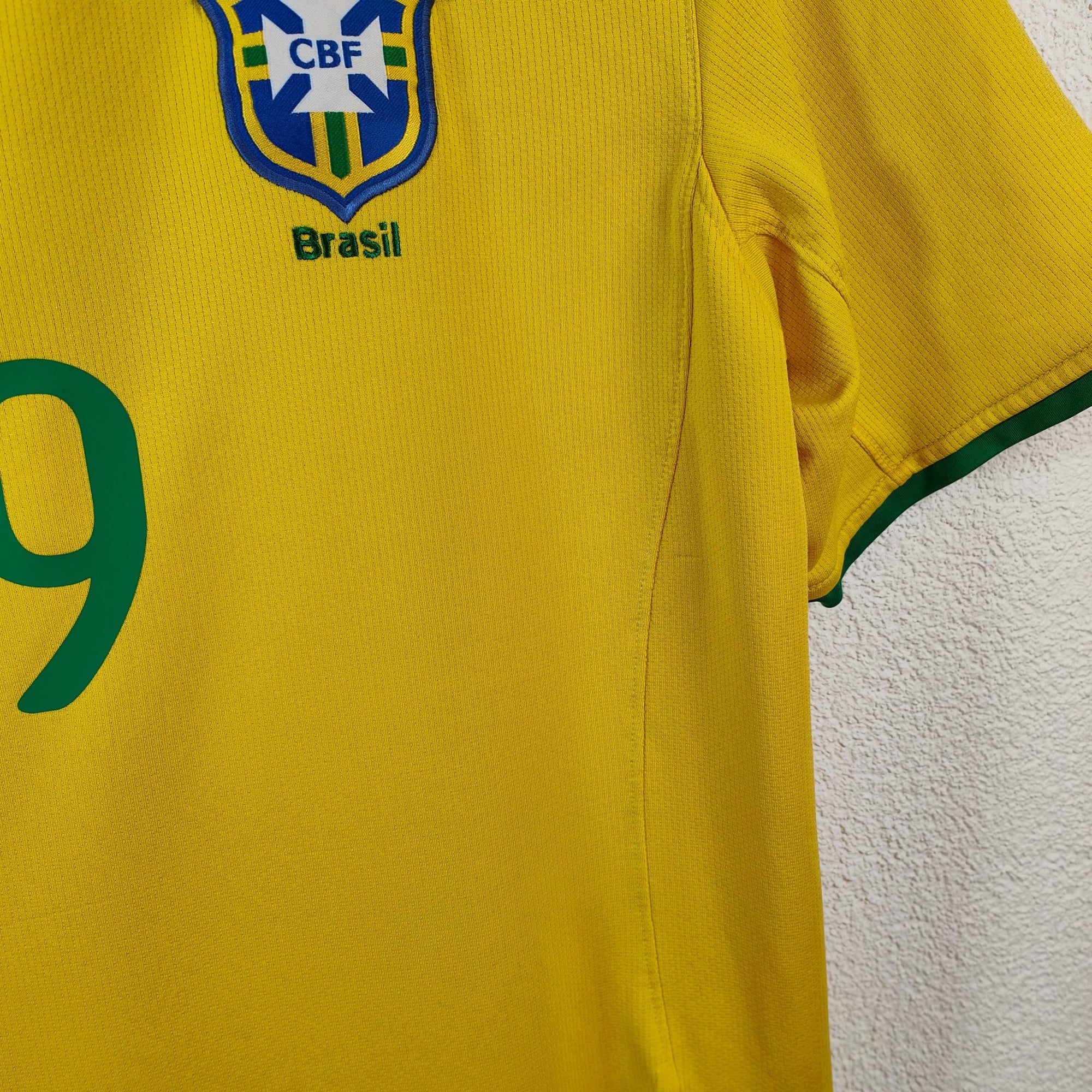 2008 - 10 Brazil Home Shirt Adriano 9 - 8/10 - (L) - Eternal Pitch