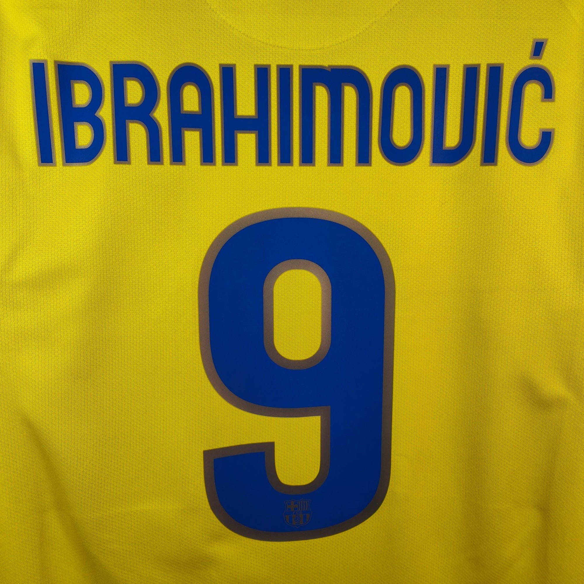 2008 - 10 FC Barcelona Away Shirt Ibrahimovic 9 - 8/10 - (M) - Eternal Pitch