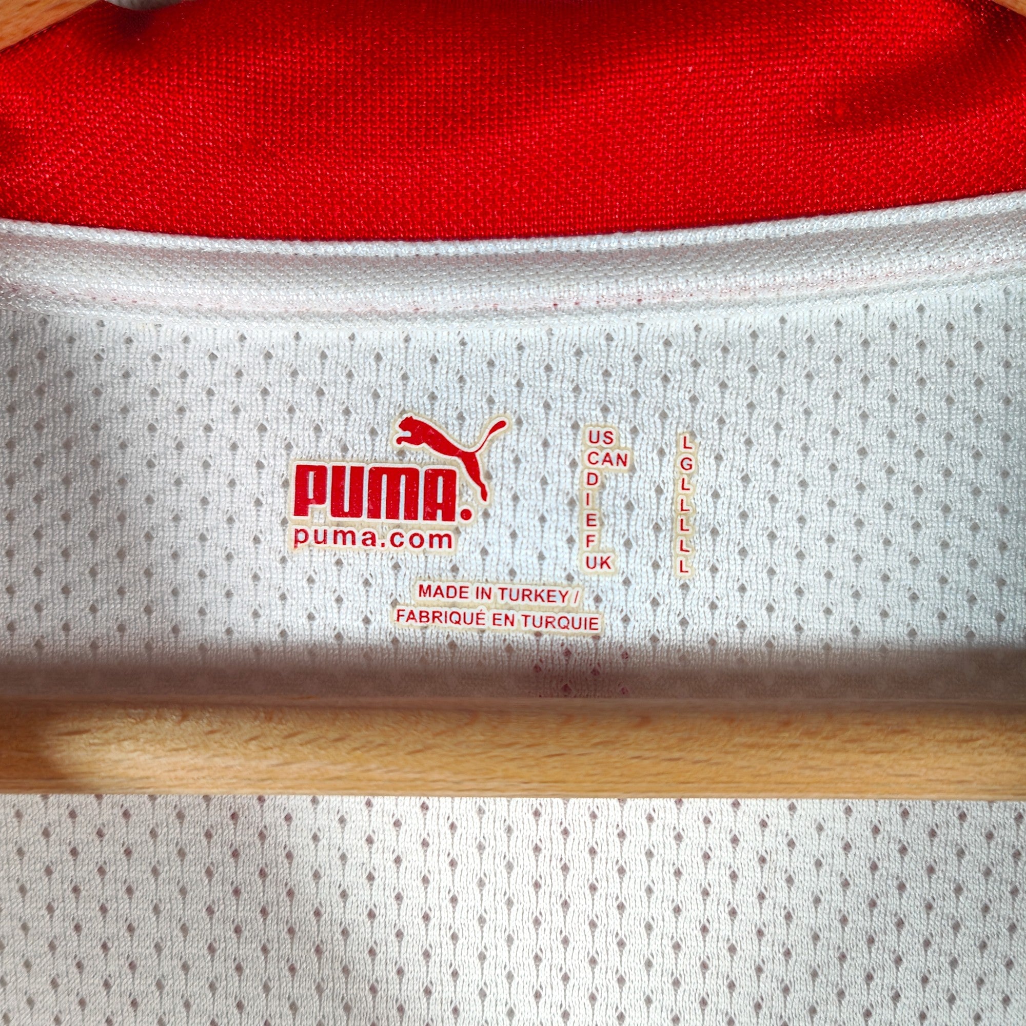 2008 - 10 Switzerland Away Shirt Senderos 4 (L) - Eternal Pitch