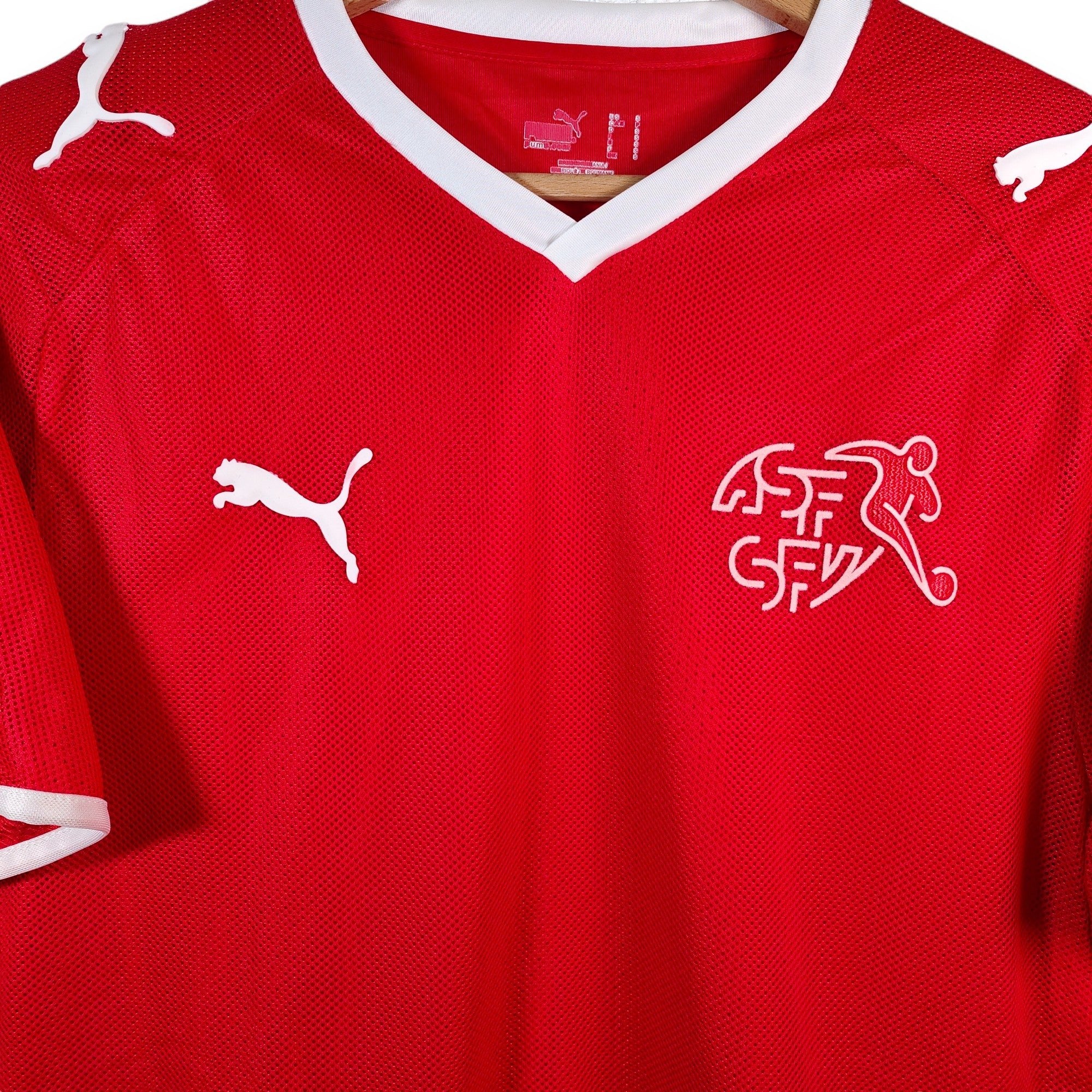 2008 - 10 Switzerland Home Shirt (S) - Eternal Pitch