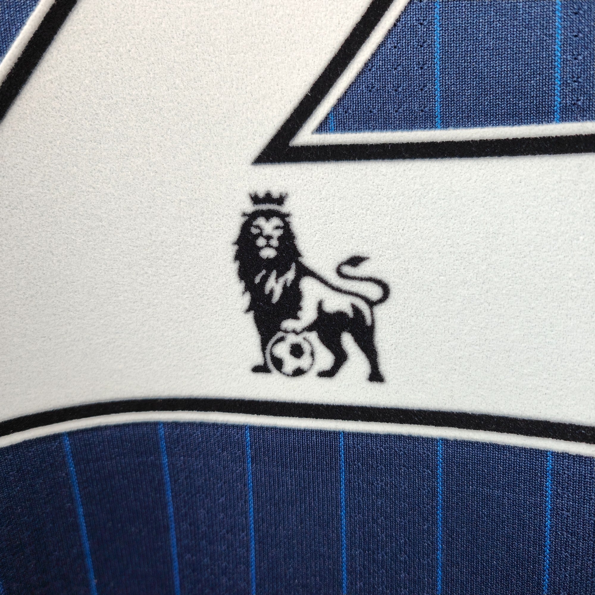 2009 - 10 Arsenal Away Shirt Arshavin 23 (M) - Eternal Pitch