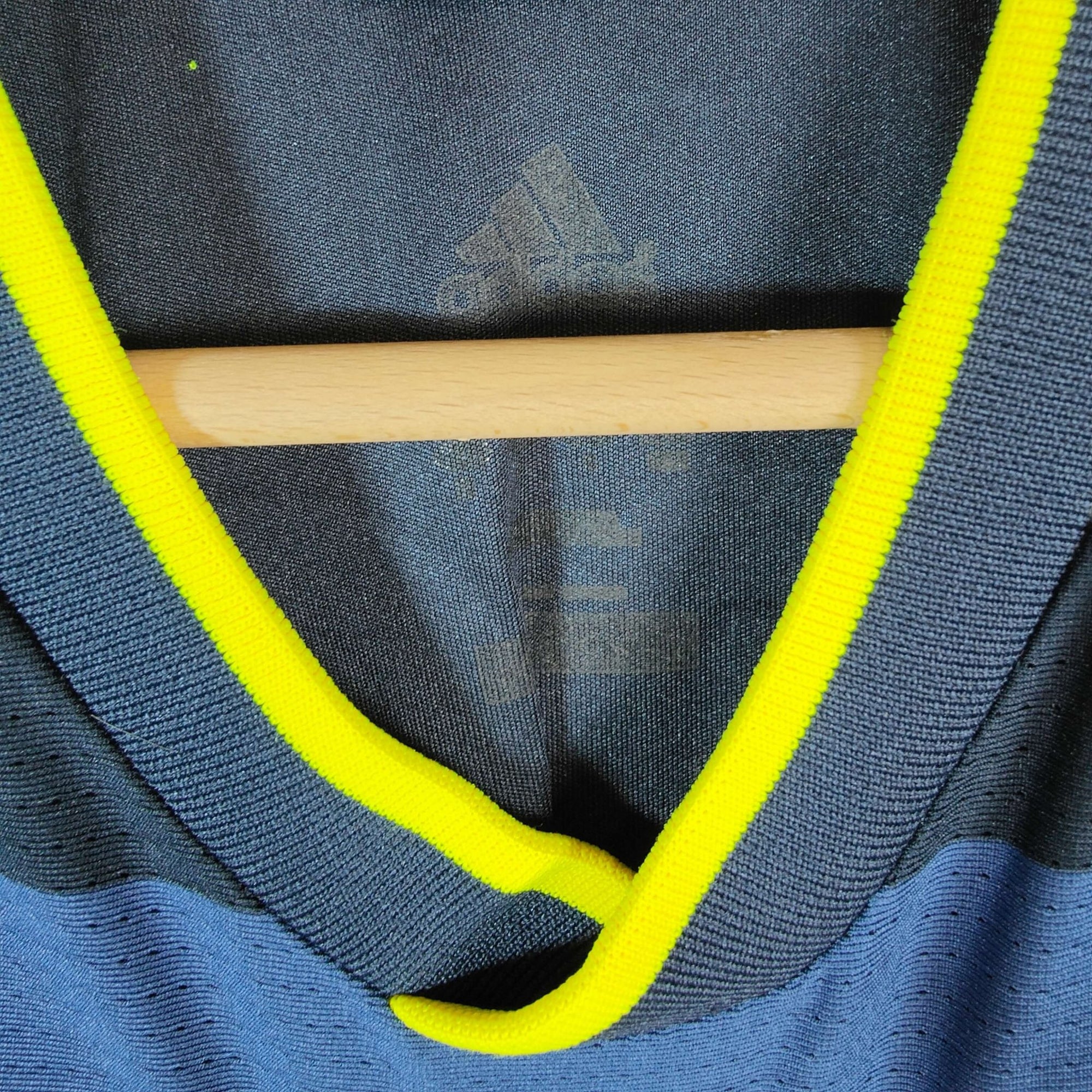 2009 - 10 Chelsea Away Shirt Drogba 11 - 9.5/10 - (M) - Eternal Pitch