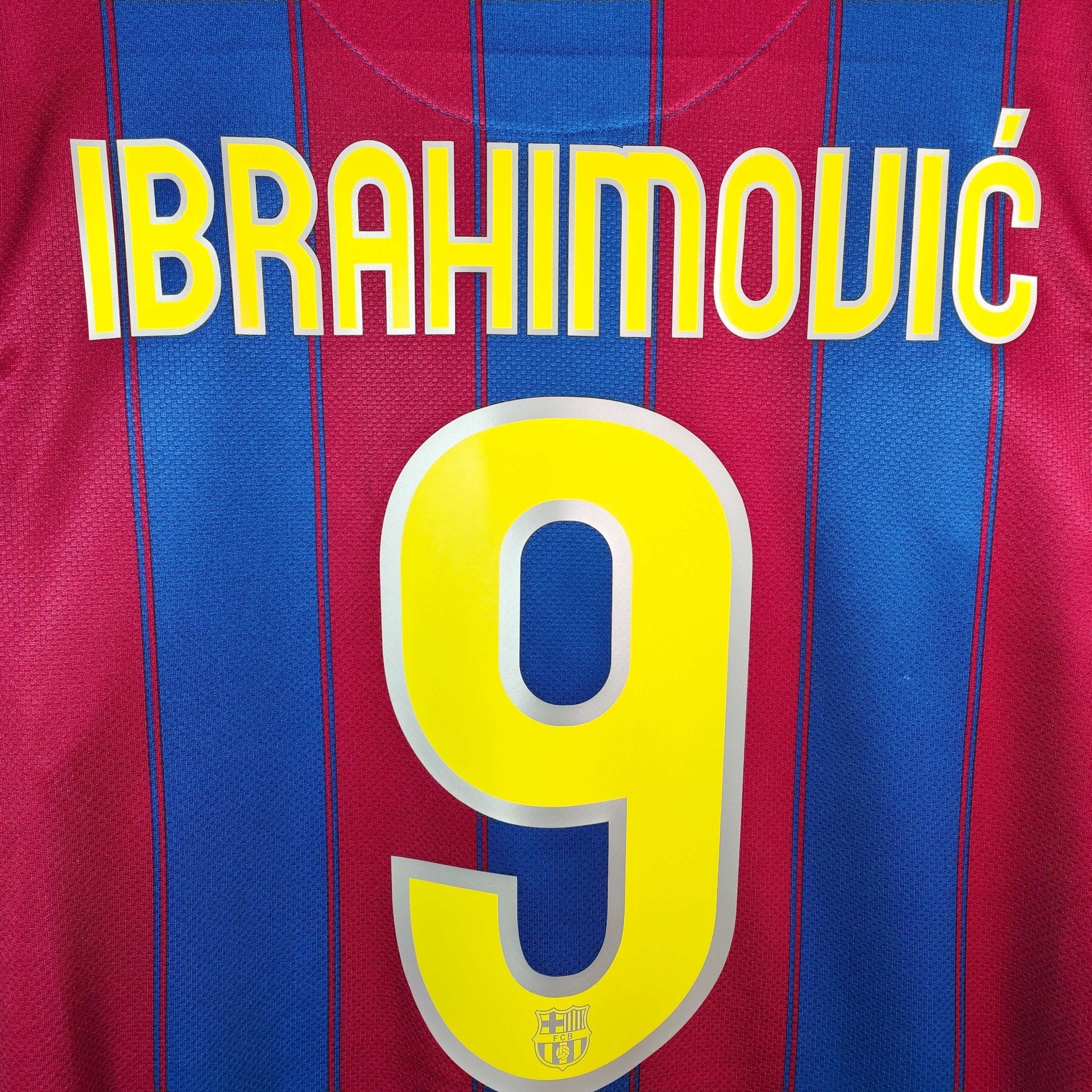 2009-10 FC Barcelona Home Shirt Ibrahimovic #9 - 8.5/10 - (S