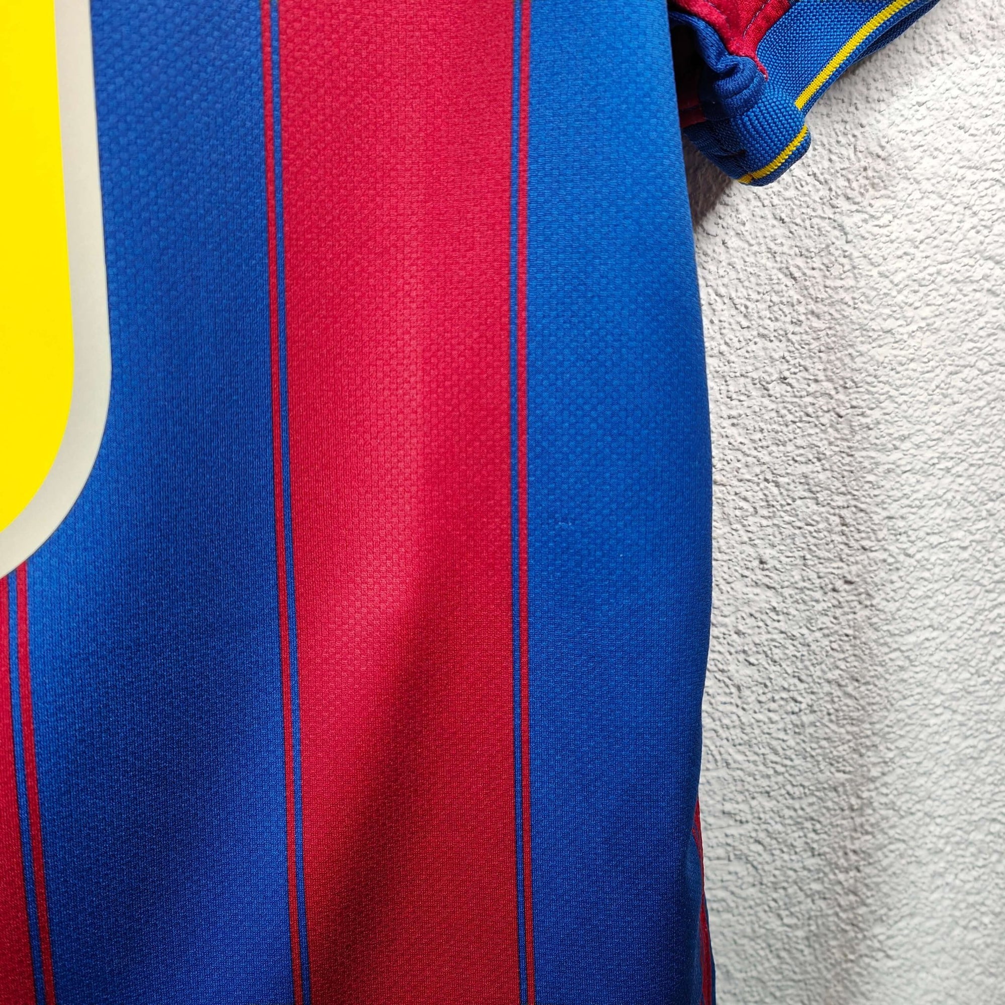 2009 - 10 FC Barcelona Home Shirt Messi 10 - 8.5/10 - (L) - Eternal Pitch