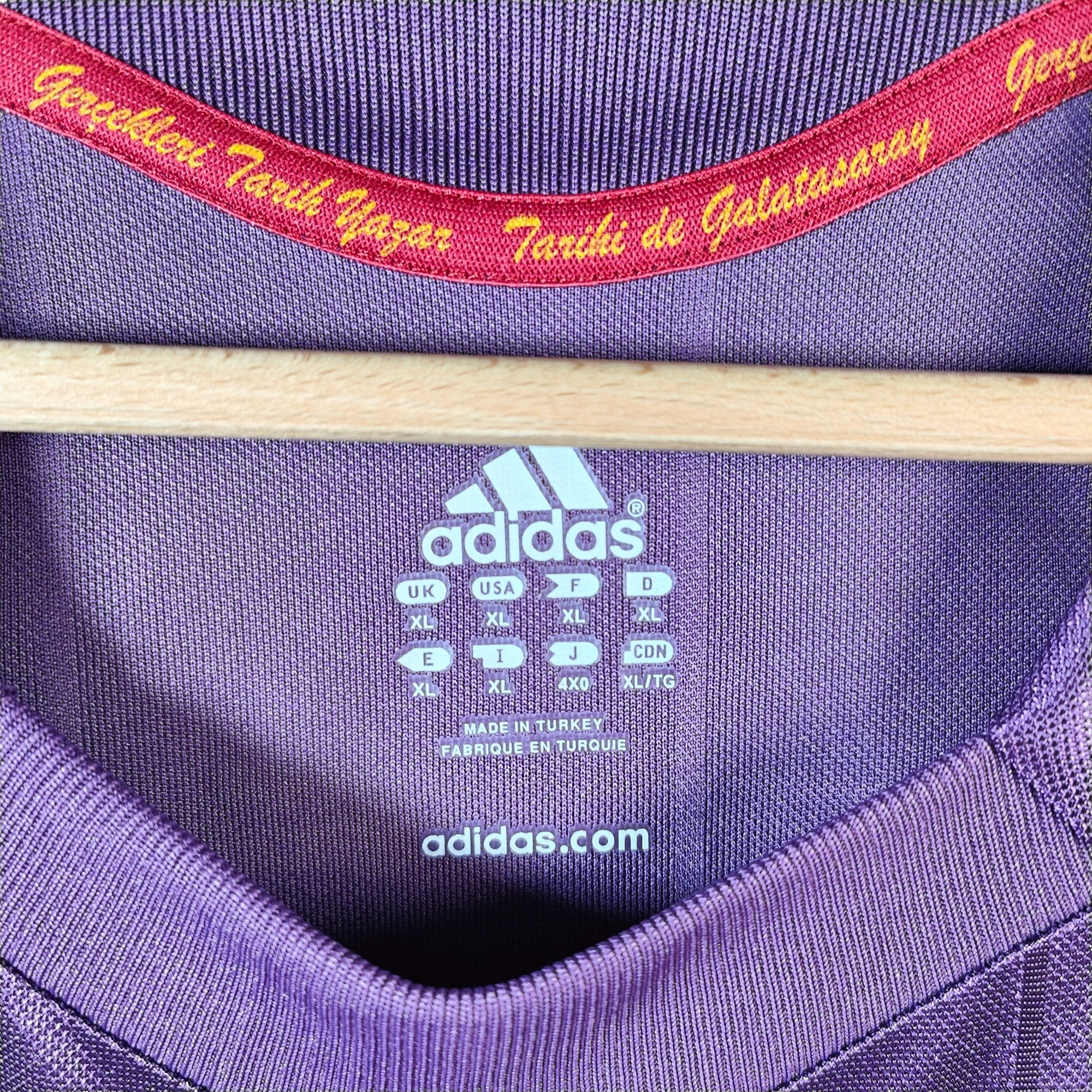 2009 - 10 Galatasaray Third Shirt Arda 10 - 8.5/10 - (XL) - Eternal Pitch