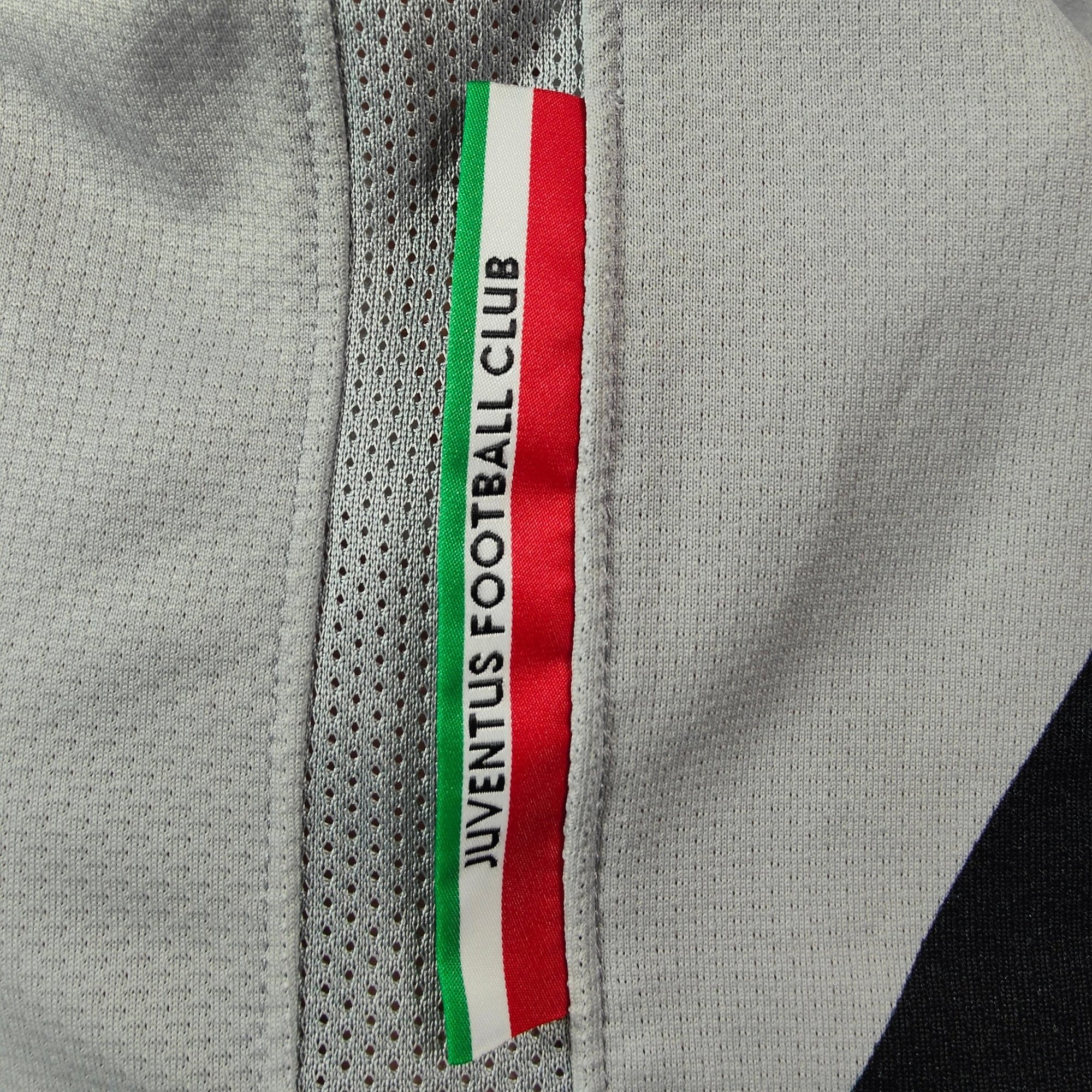 2009 - 10 Juventus Away Shirt - 9/10 - (M) - Eternal Pitch
