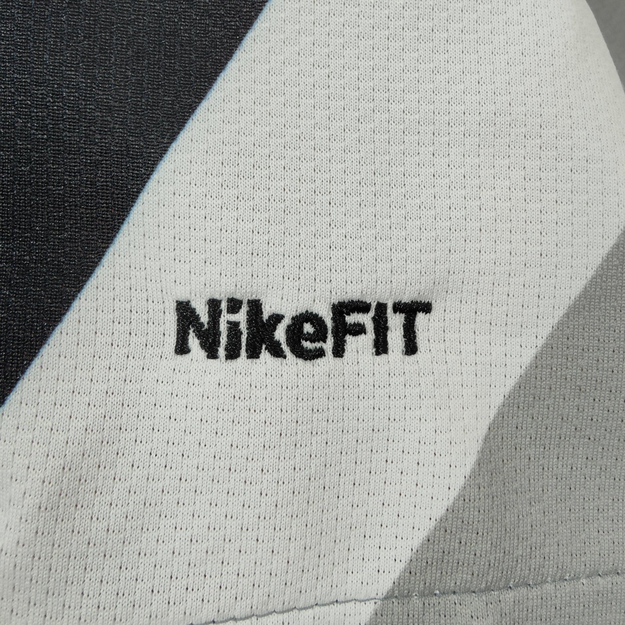 2009 - 10 Juventus Away Shirt - 9/10 - (M) - Eternal Pitch