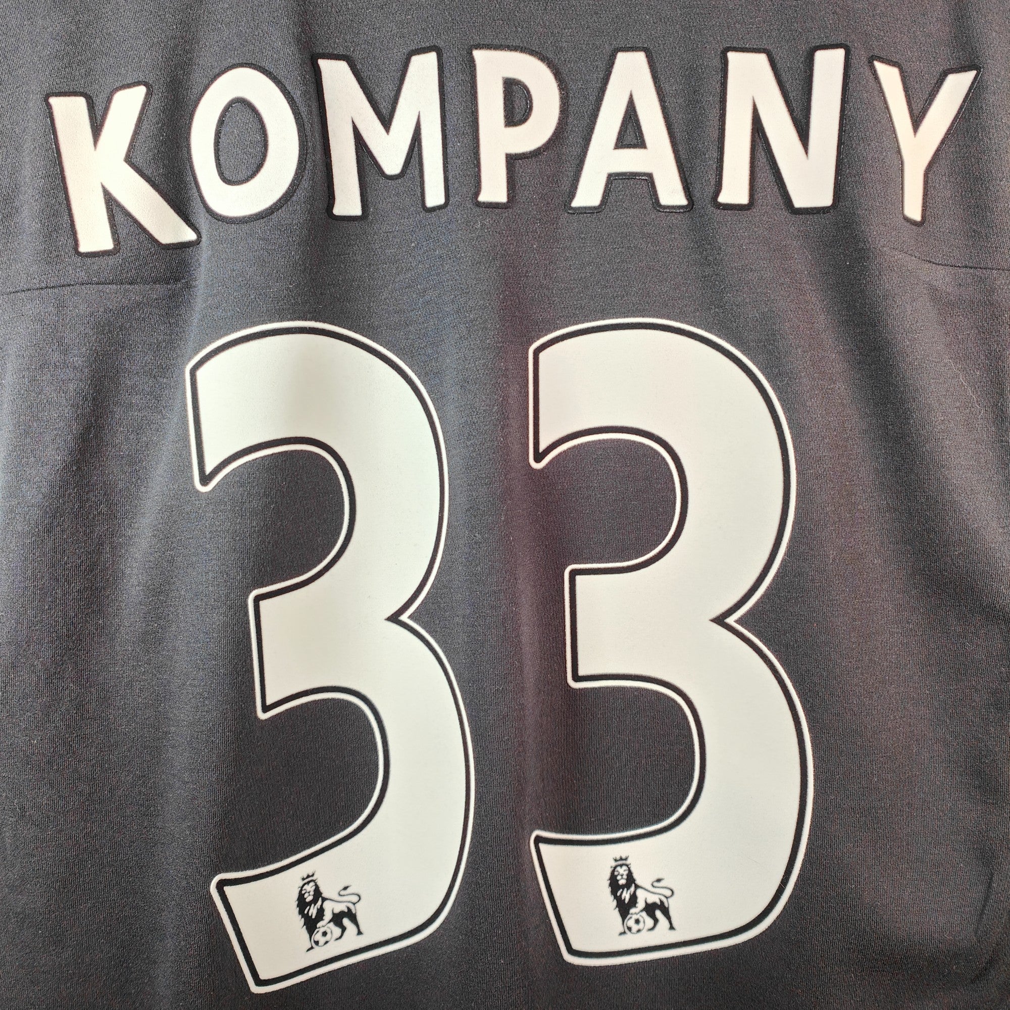 2009-10 Manchester City Away Shirt Kompany #33 - 9.5/10 - (L