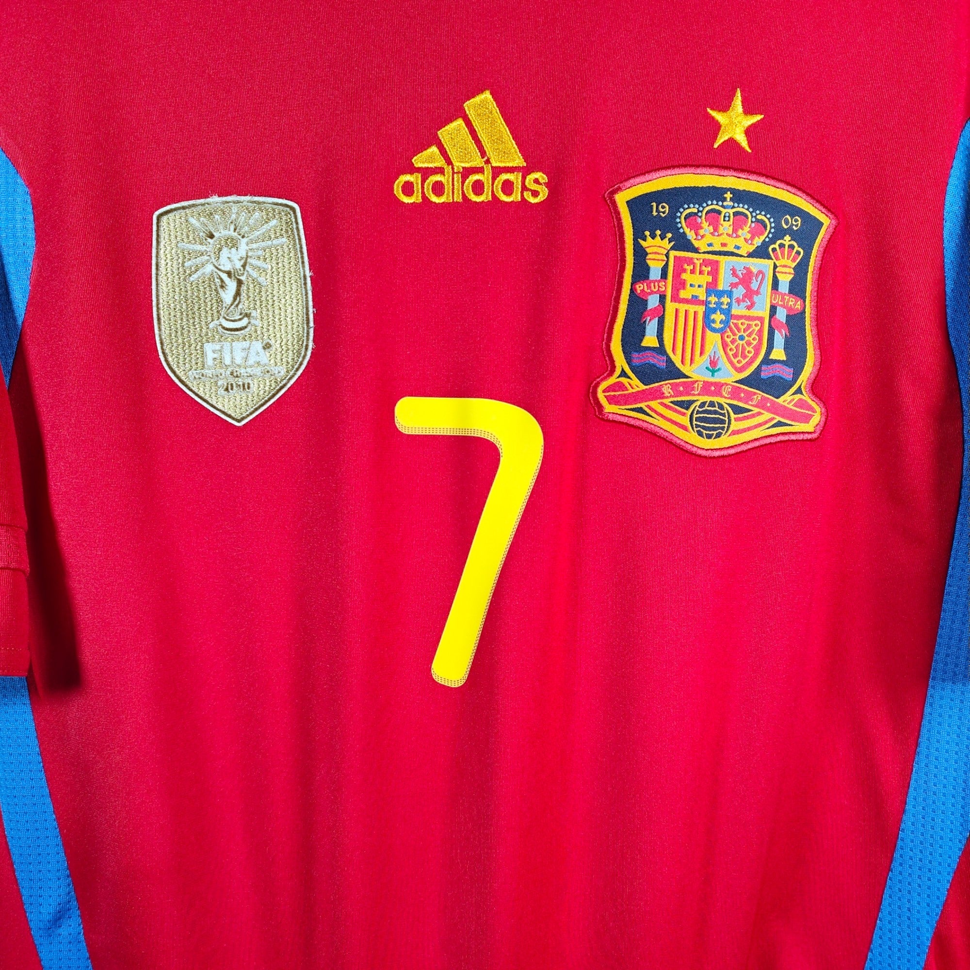 2009 - 10 Spain Home Shirt Villa 7 (M) - Eternal Pitch