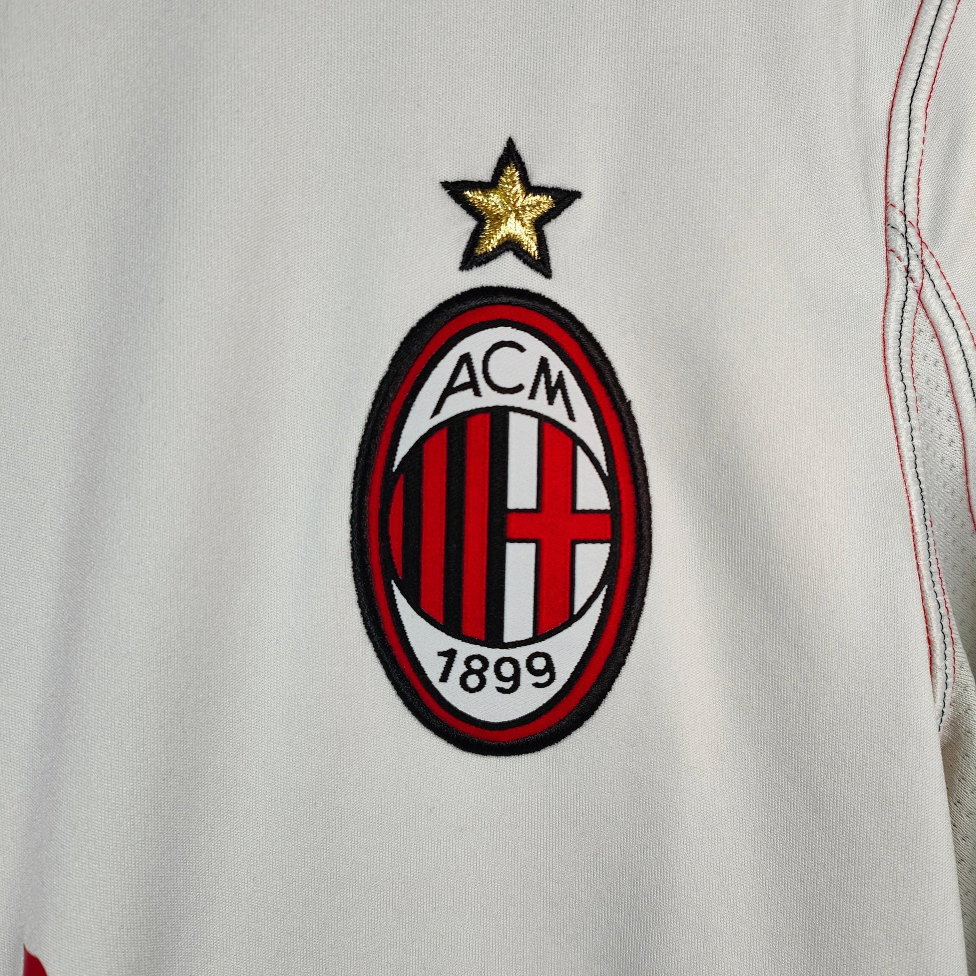 2010 - 11 AC Milan Away Shirt (L) - Eternal Pitch