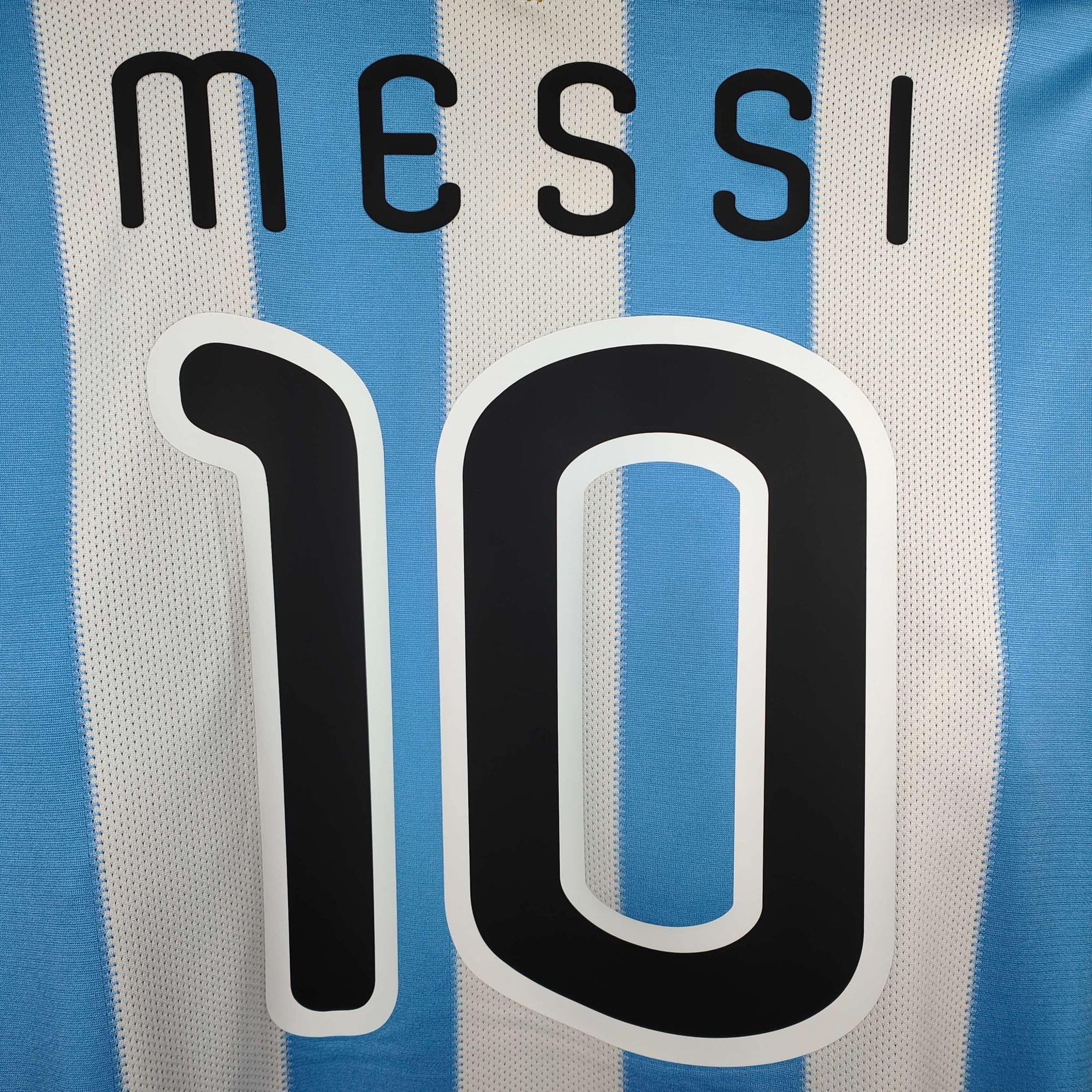 2010 - 11 Argentina Home Shirt Messi 10 - 9/10 - (L) - Eternal Pitch