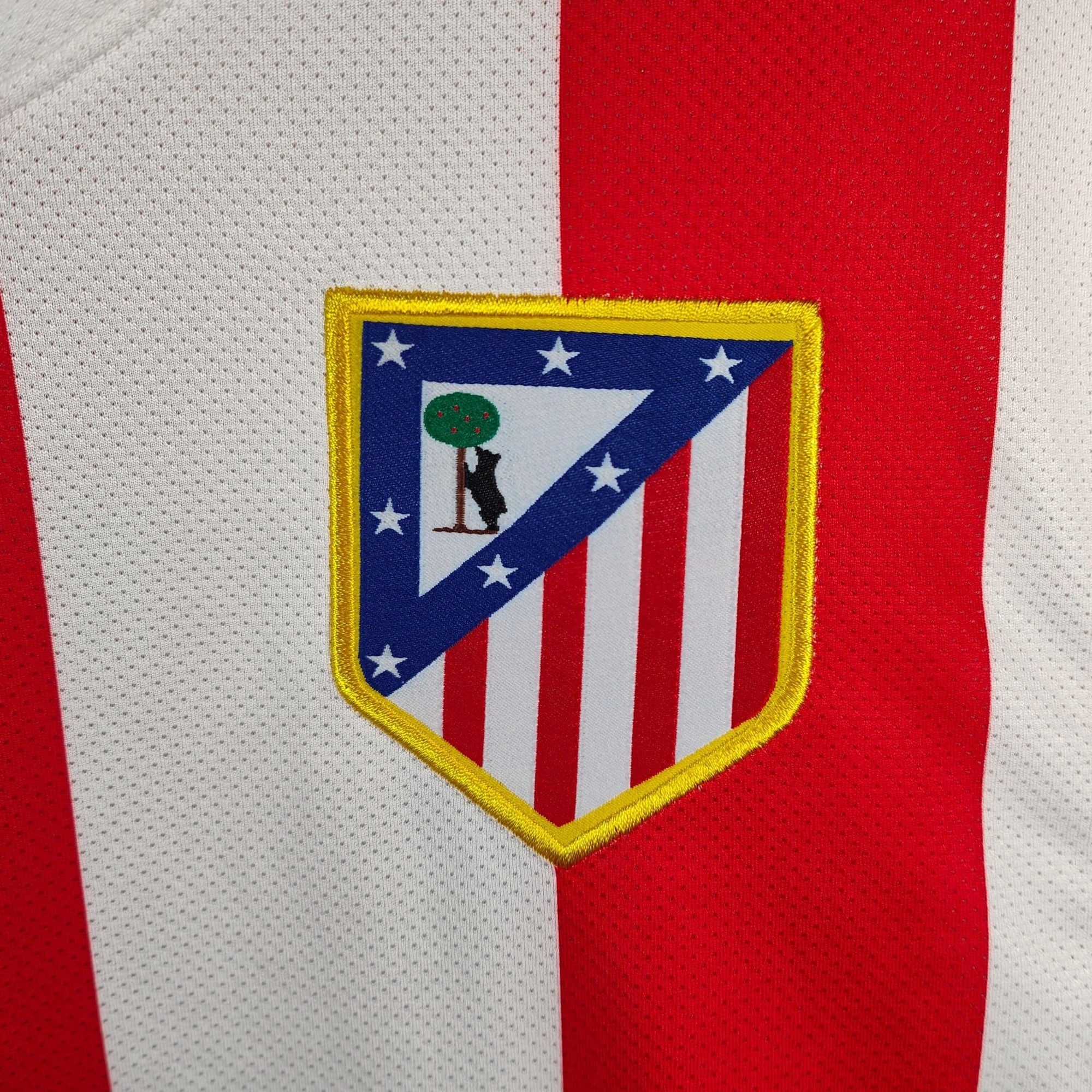 2010 - 11 Atletico Madrid Home Shirt Kun Agüero 10 - 9/10 - (S) - Eternal Pitch