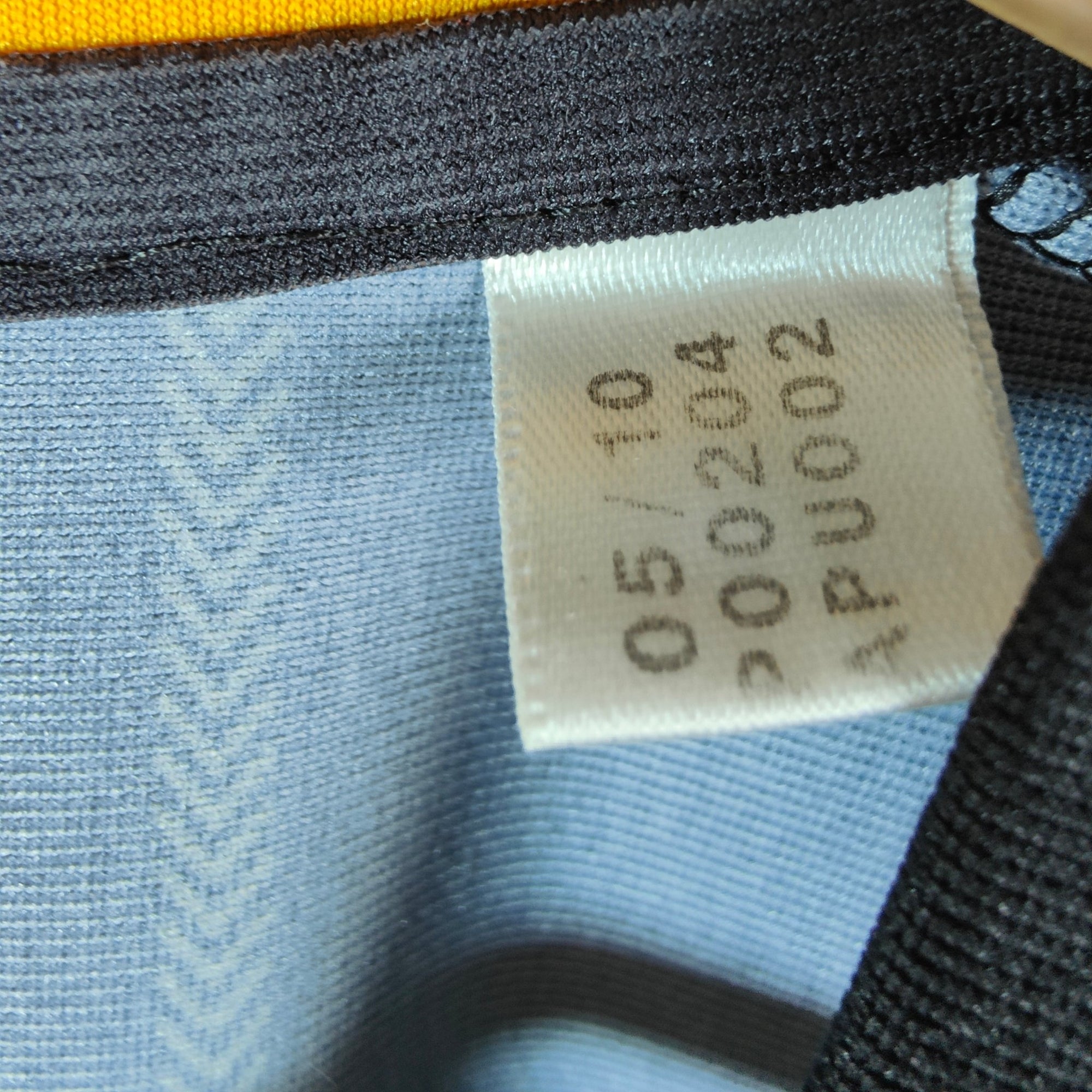 2010 - 11 Chelsea Away LS Shirt Drogba 11 (L) - Eternal Pitch