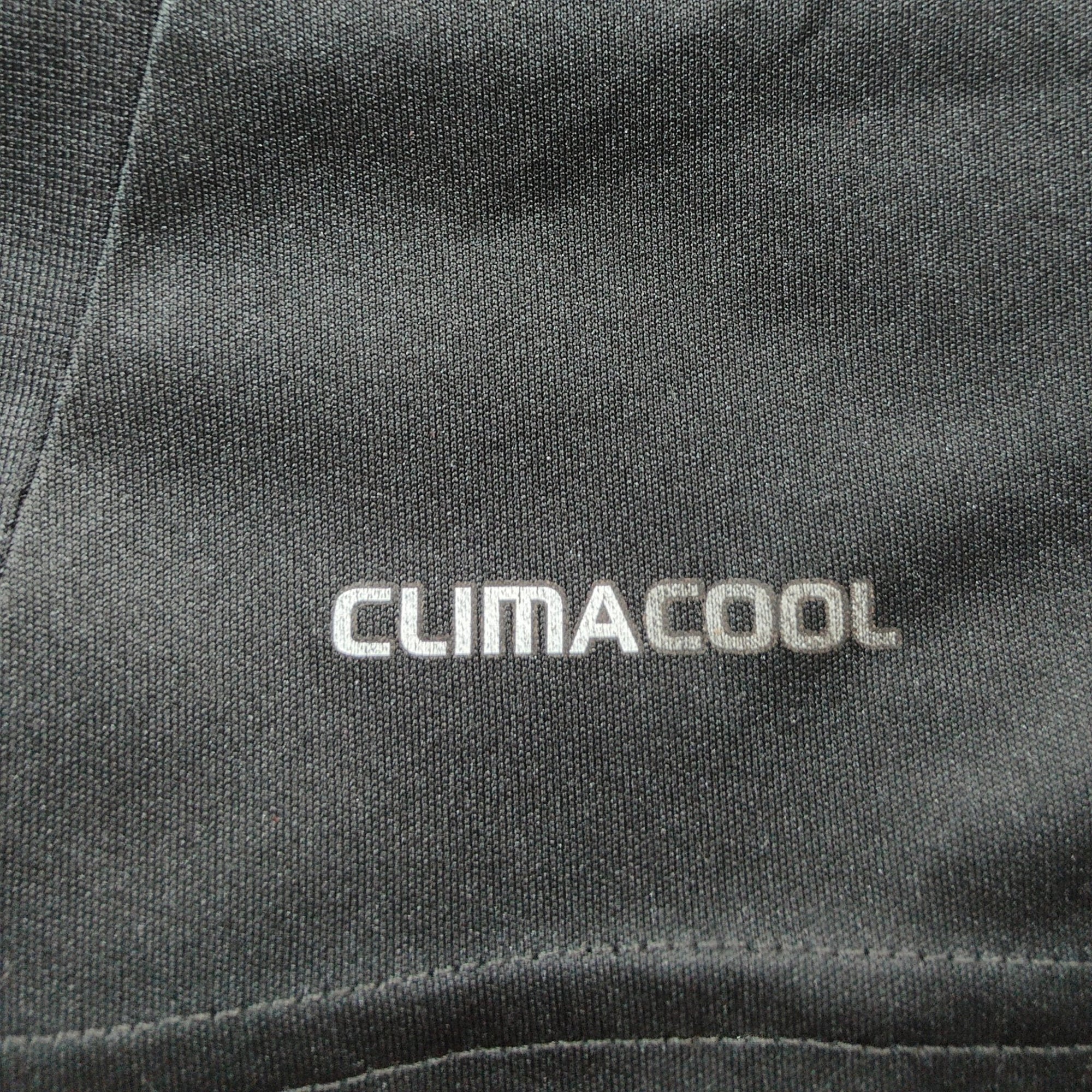 2010 - 11 Chelsea Away LS Shirt Drogba 11 (L) - Eternal Pitch