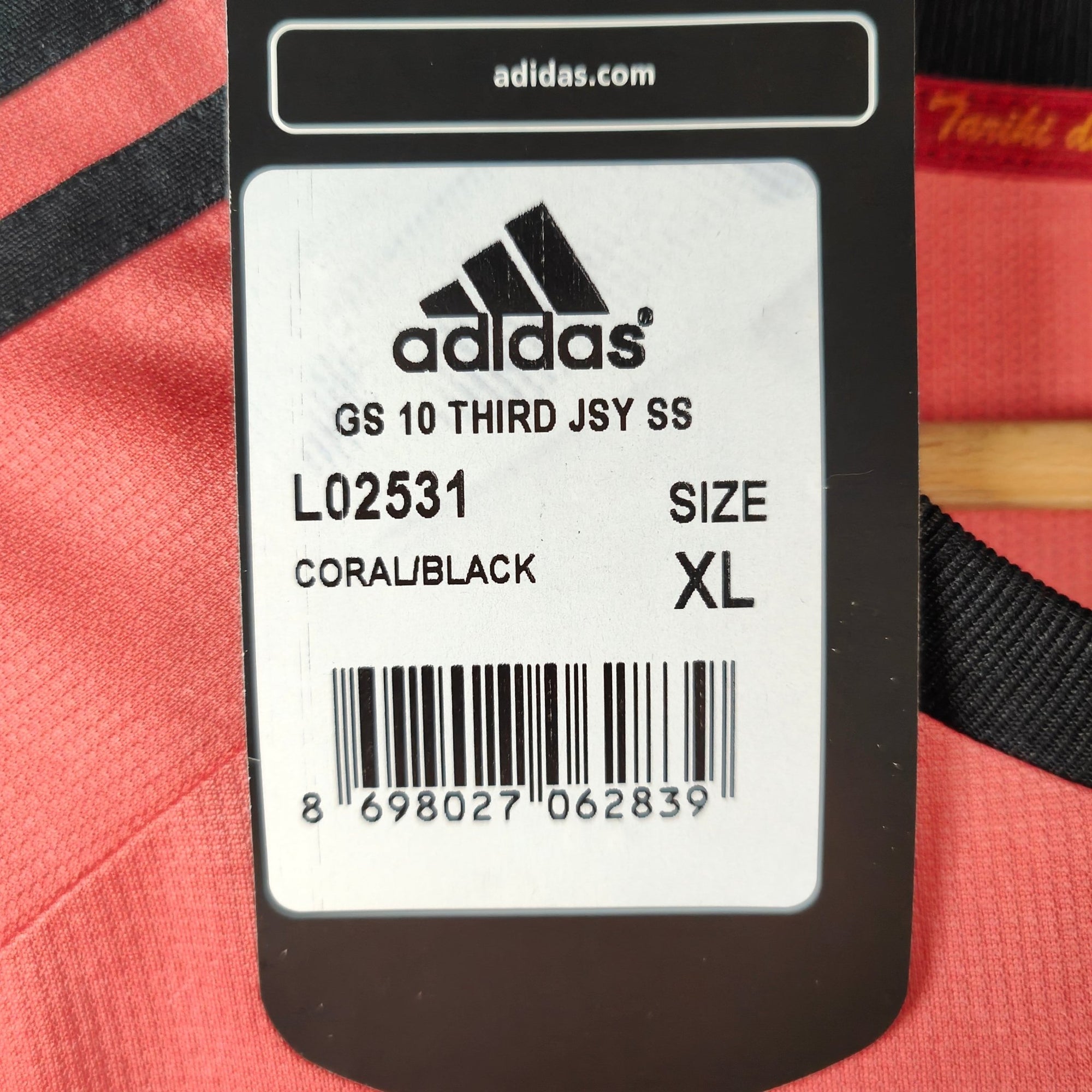 2010 - 11 Galatasaray Third Shirt Kewell 99 (XL) - Eternal Pitch