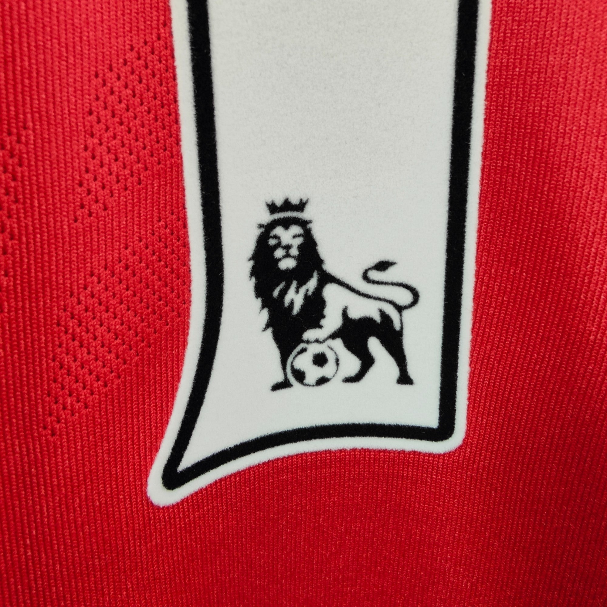 2010 - 11 Manchester United Home Shirt Giggs 11 (L) - Eternal Pitch