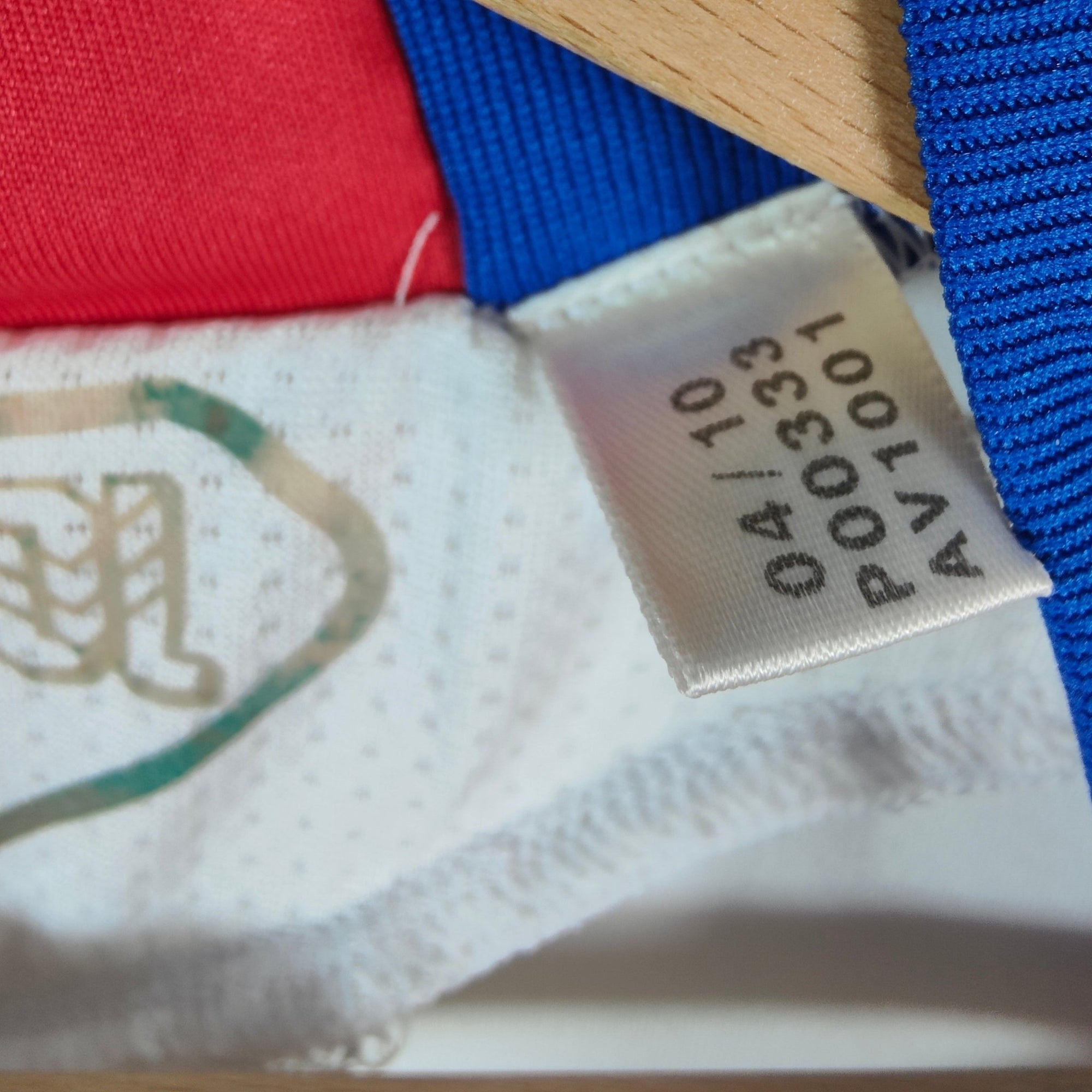 2010 - 11 Olympique Lyon Home Shirt - 9/10 - (M) - Eternal Pitch