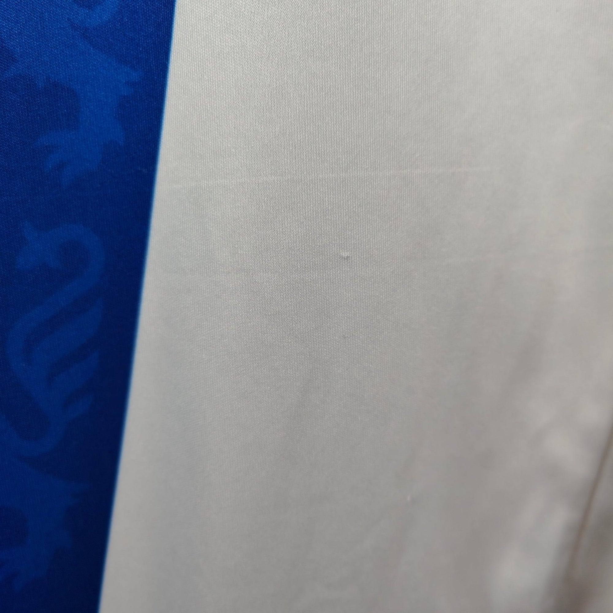 2010 - 11 Olympique Lyon Home Shirt - 9/10 - (M) - Eternal Pitch