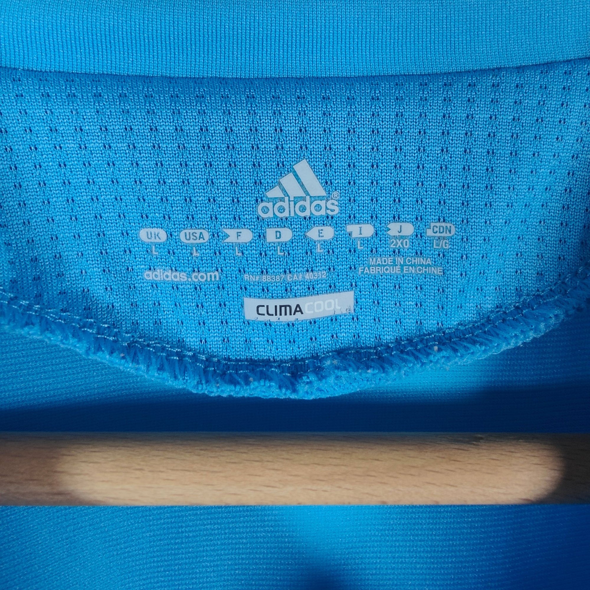 2010 - 11 Olympique Marseille Away Shirt (L) - Eternal Pitch