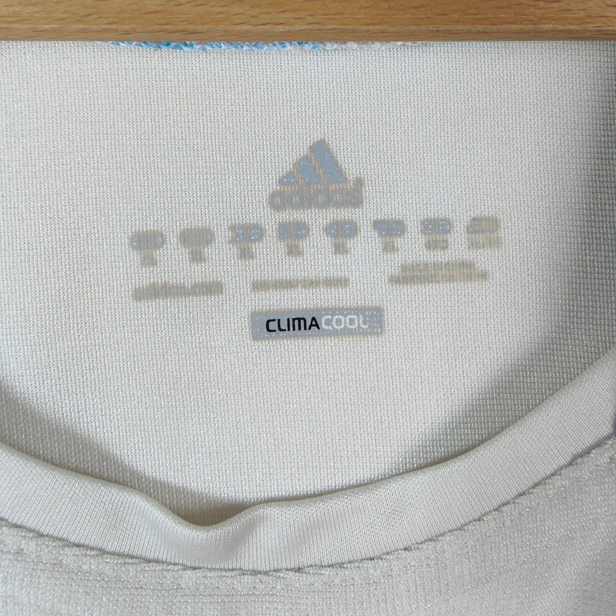 2010 - 11 Olympique Marseille Home Shirt (XL) - Eternal Pitch