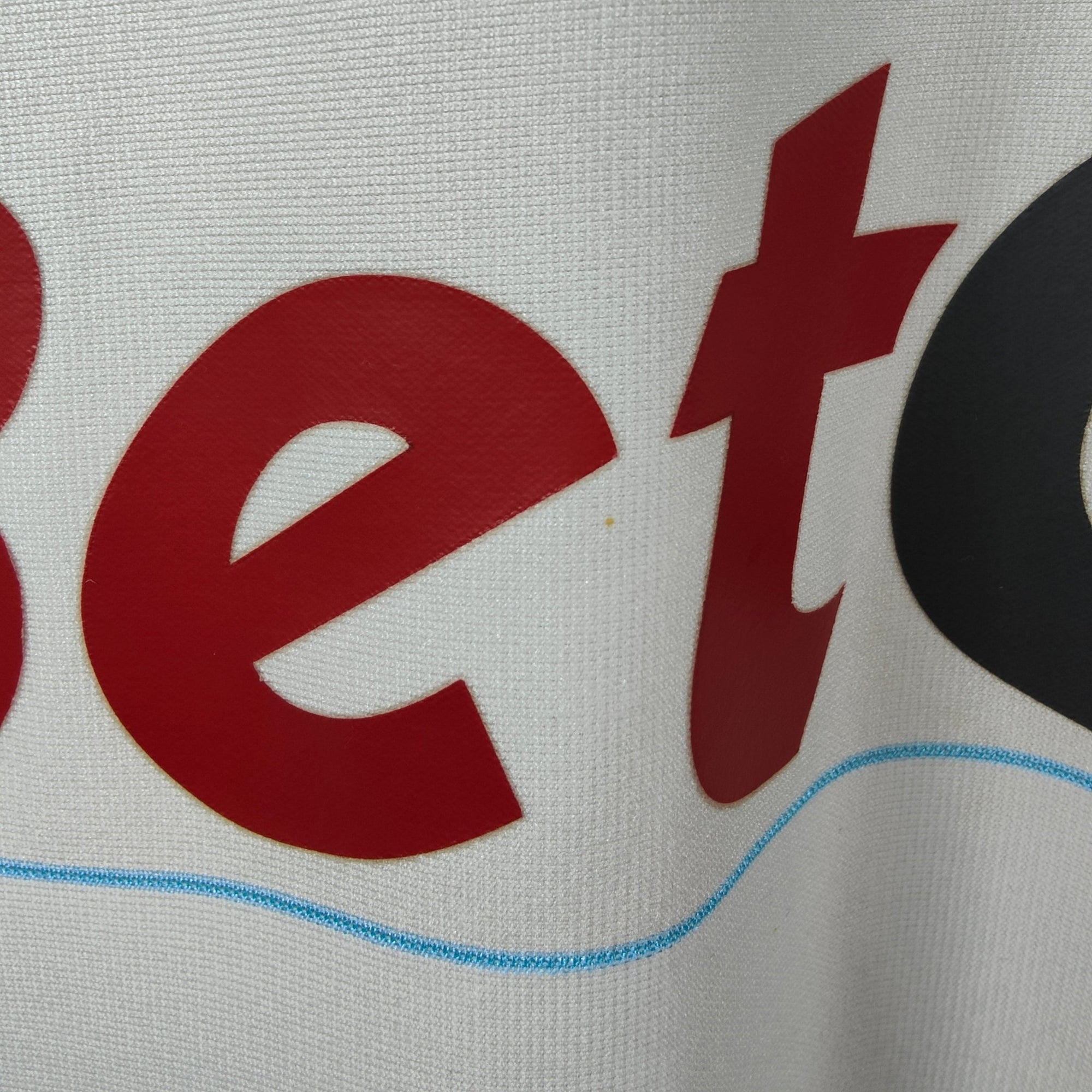 2010 - 11 Olympique Marseille Home Shirt (XL) - Eternal Pitch