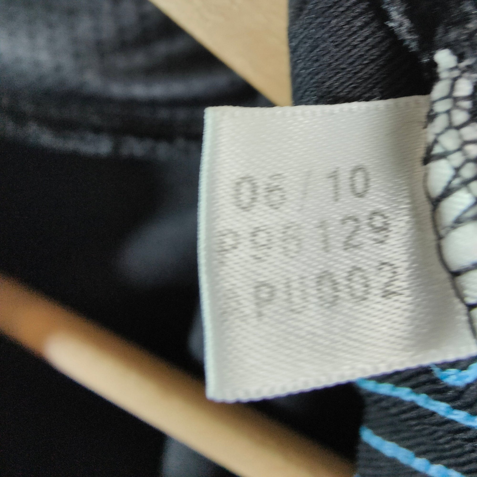 2010 - 11 Olympique Marseille Third Shirt (L) - Eternal Pitch