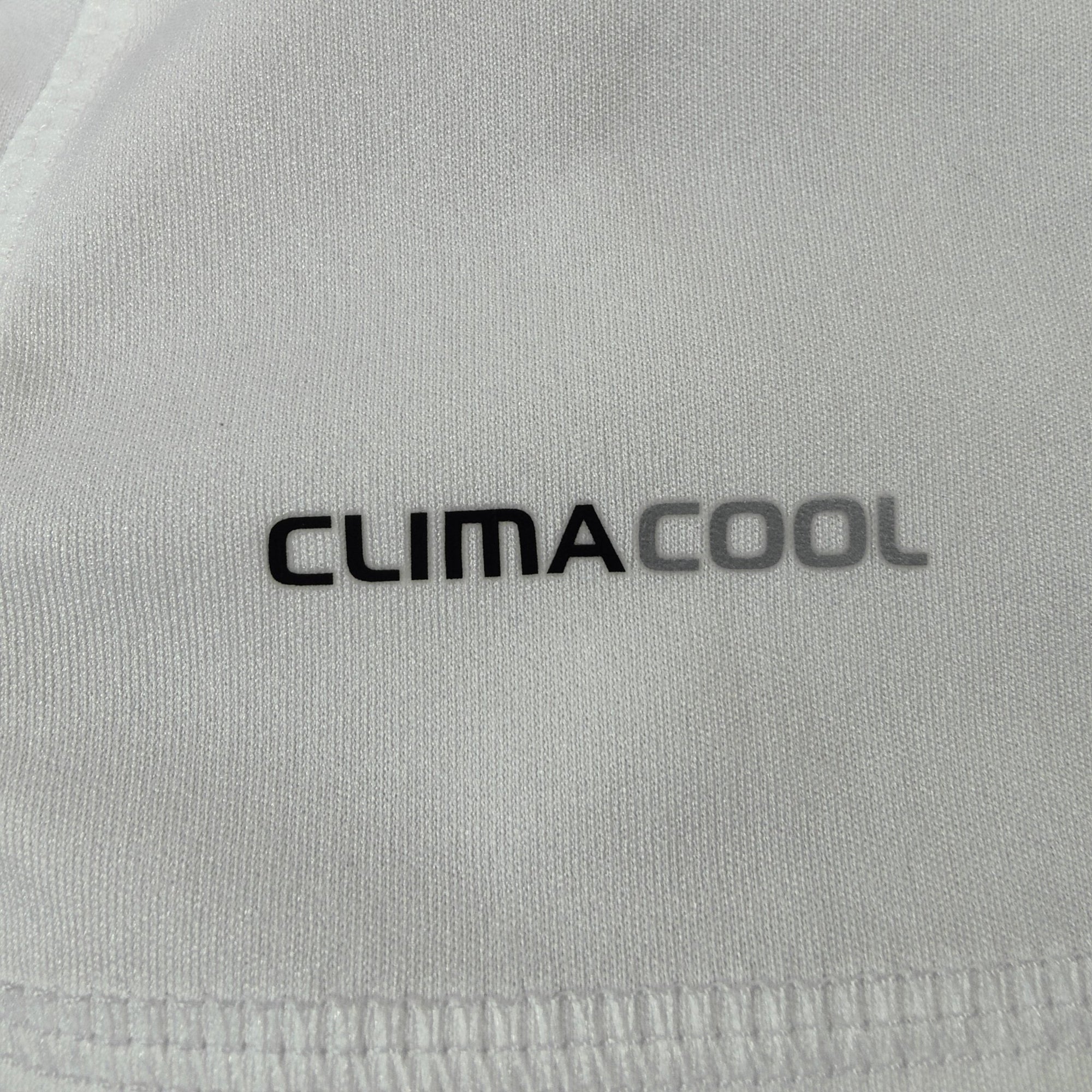 2010 - 11 Real Madrid Home Shirt Sergio Ramos 4 - 9.5/10 - (L) - Eternal Pitch