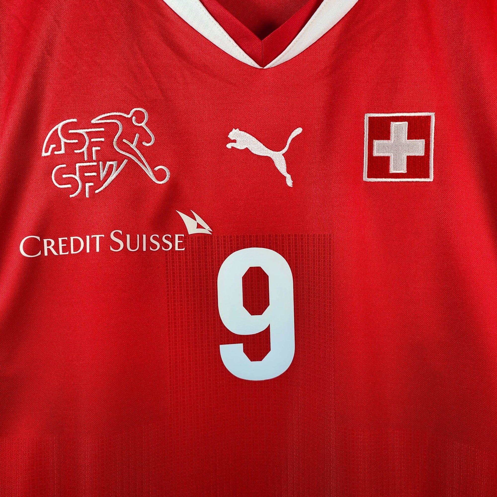 2010 - 11 Switzerland Home Shirt Frei 9 - 9/10 - (L) - Eternal Pitch
