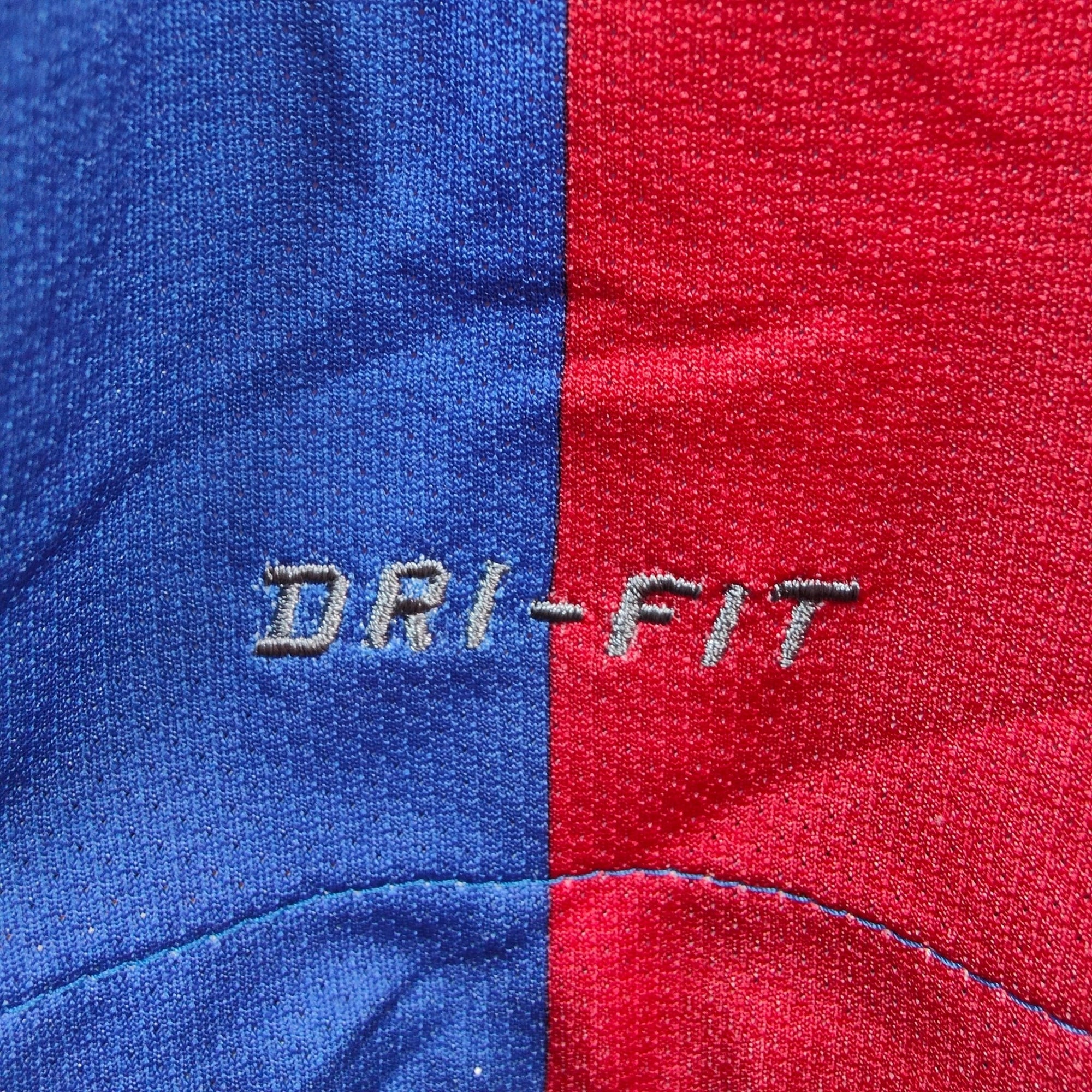 2010 - 12 FC Basel Home Shirt Shaqiri 17 (S) - Eternal Pitch
