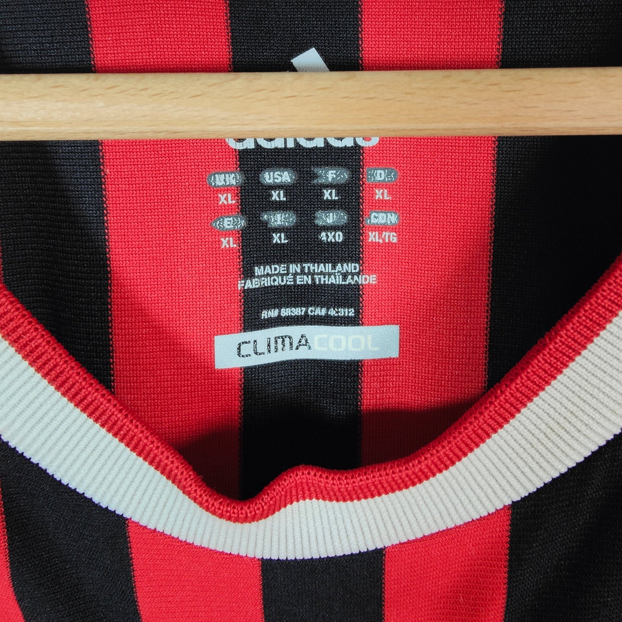 2011 - 12 AC Milan Home Shirt Ibrahimovic 11 - 9/10 - (XL) - Eternal Pitch