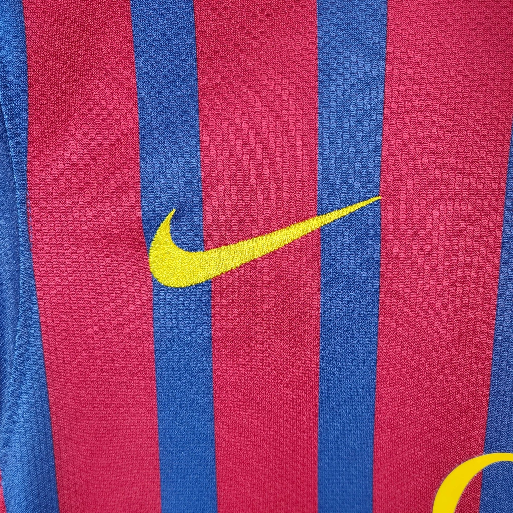 2011 - 12 FC Barcelona Home Shirt Iniesta 8 - 9/10 - (S) - Eternal Pitch