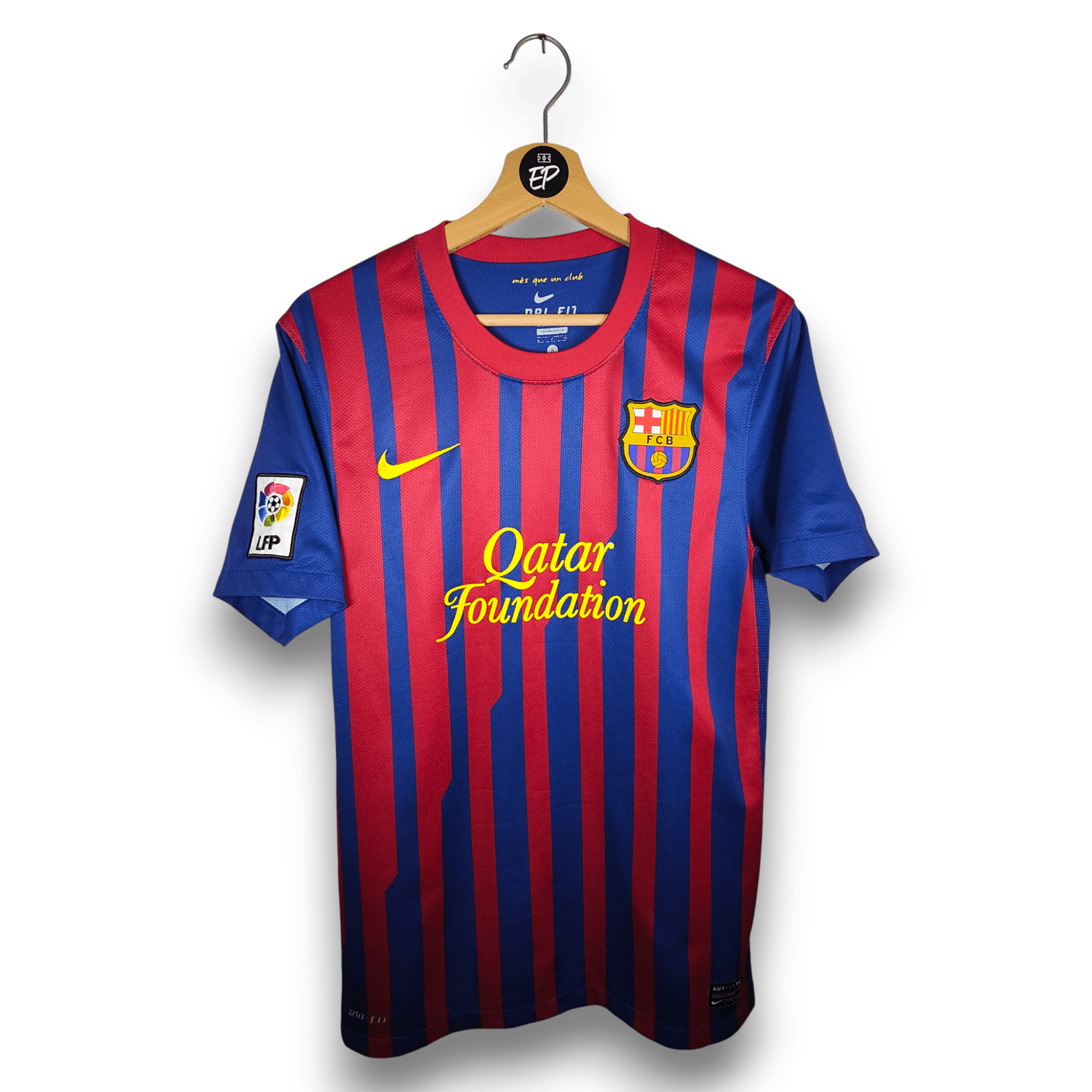 2011 - 12 FC Barcelona Home Shirt Iniesta 8 - 9/10 - (S) - Eternal Pitch