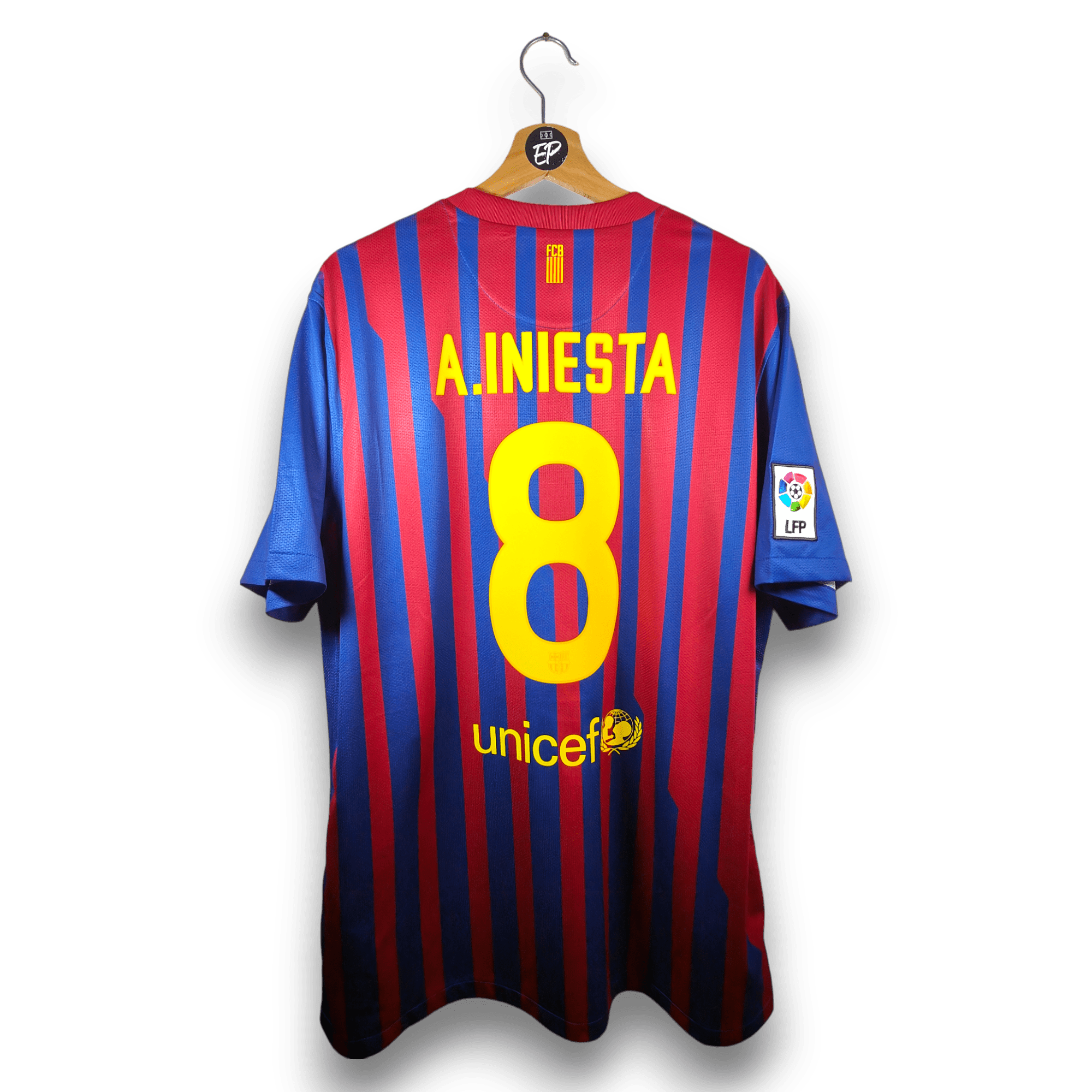 2011 - 12 FC Barcelona Home Shirt Iniesta 8 - 9.5/10 - (XL) - Eternal Pitch
