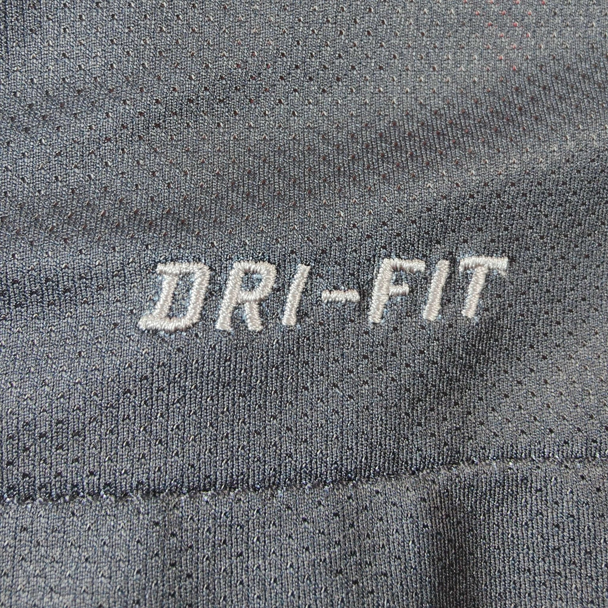 2011 - 12 PSG Home Shirt Pastore 27 - 9/10 - (M) - Eternal Pitch