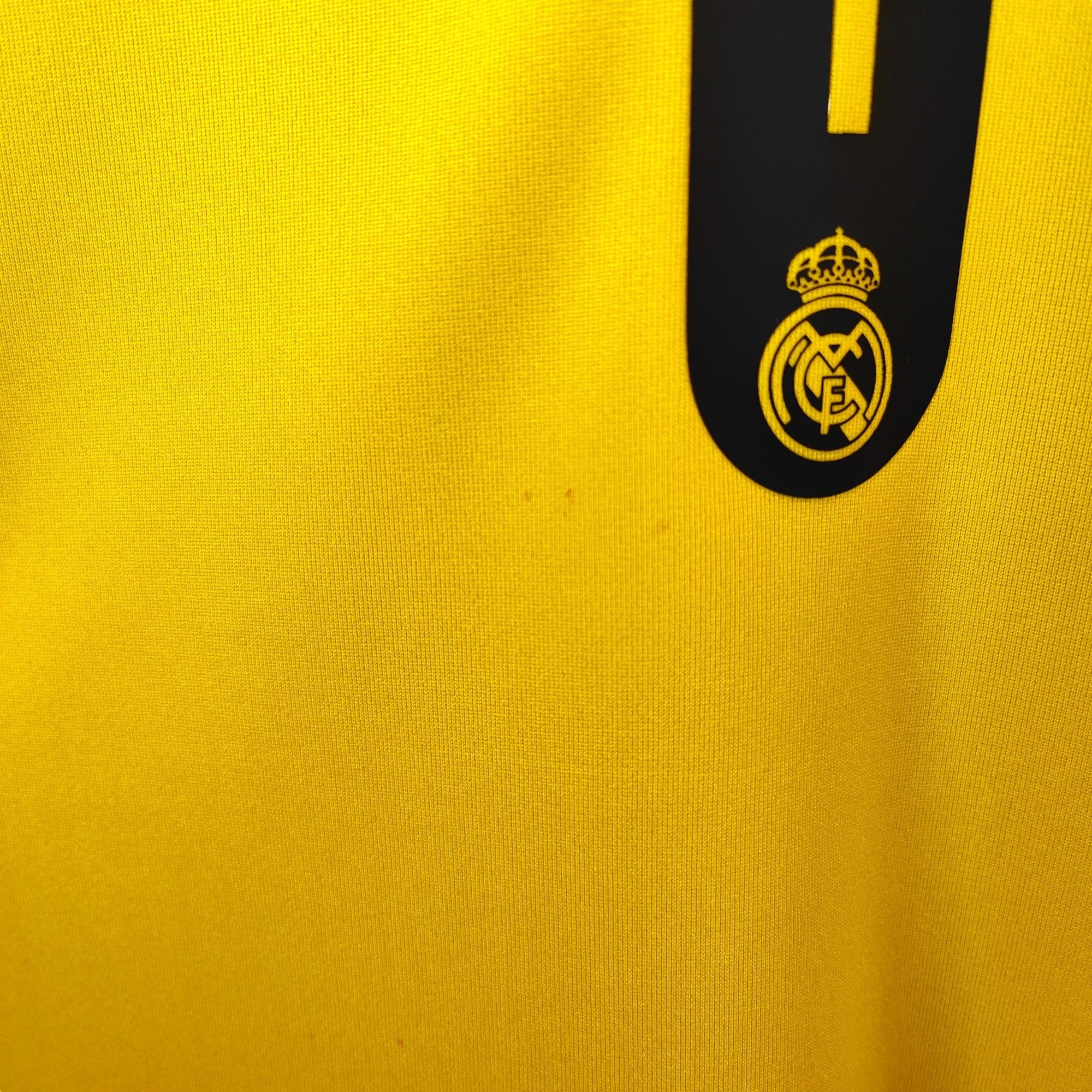 2011 - 12 Real Madrid GK Shirt Casillas 1 (L) - Eternal Pitch